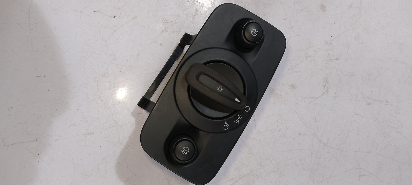 Head Light Switch | Ford EcoSport