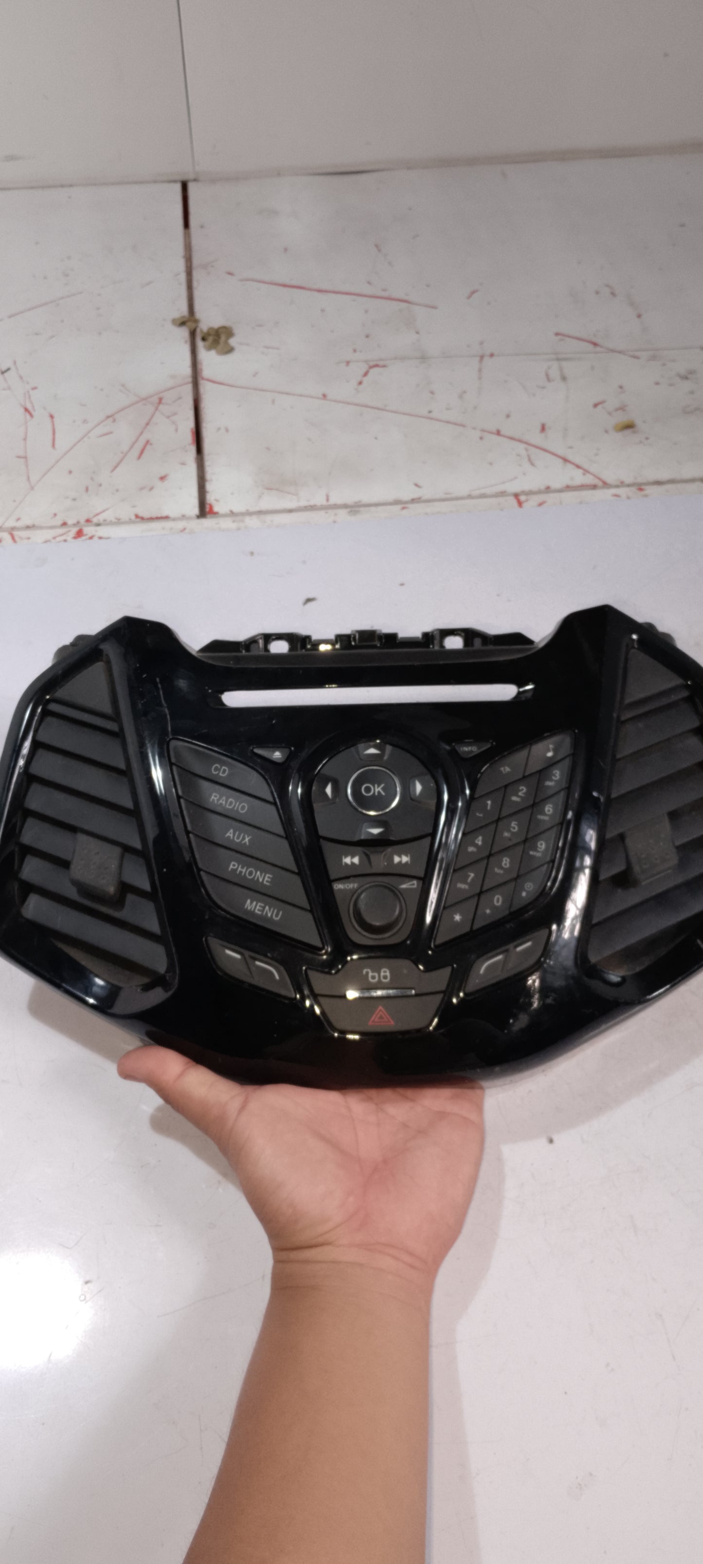 Audio Control Unit With AC Vent | Ford Ecosport