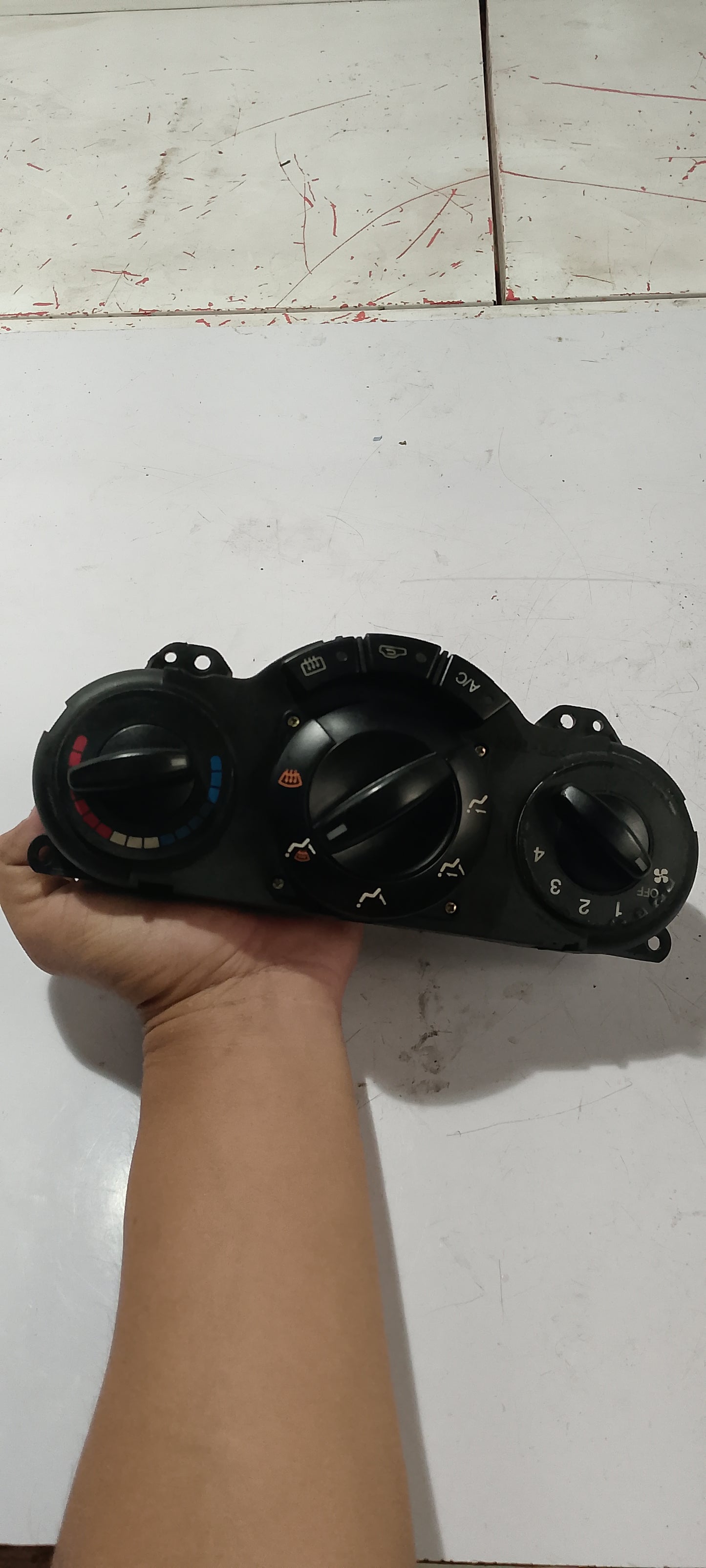 Climate Control | Chevrolet Optra