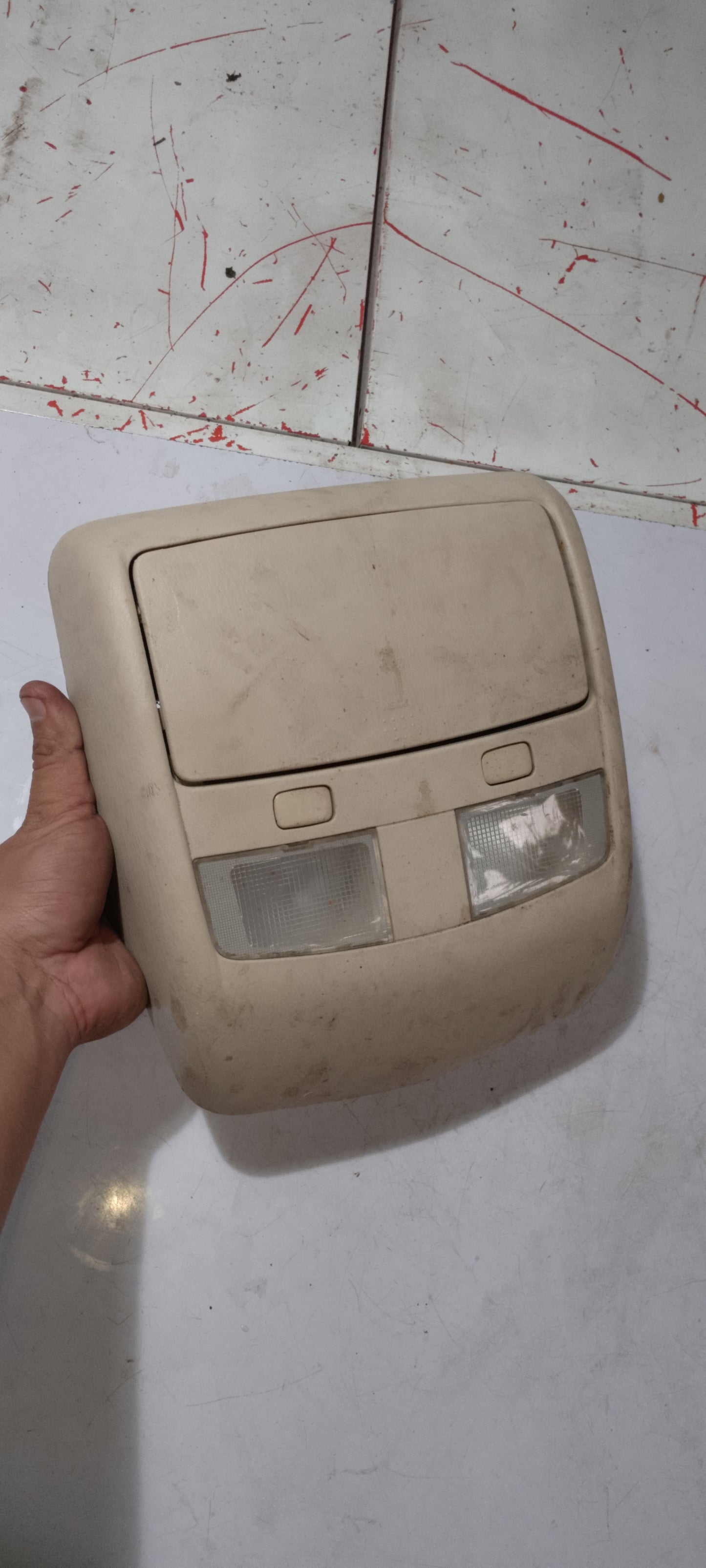 Dome Light | Ford Escape 2.3