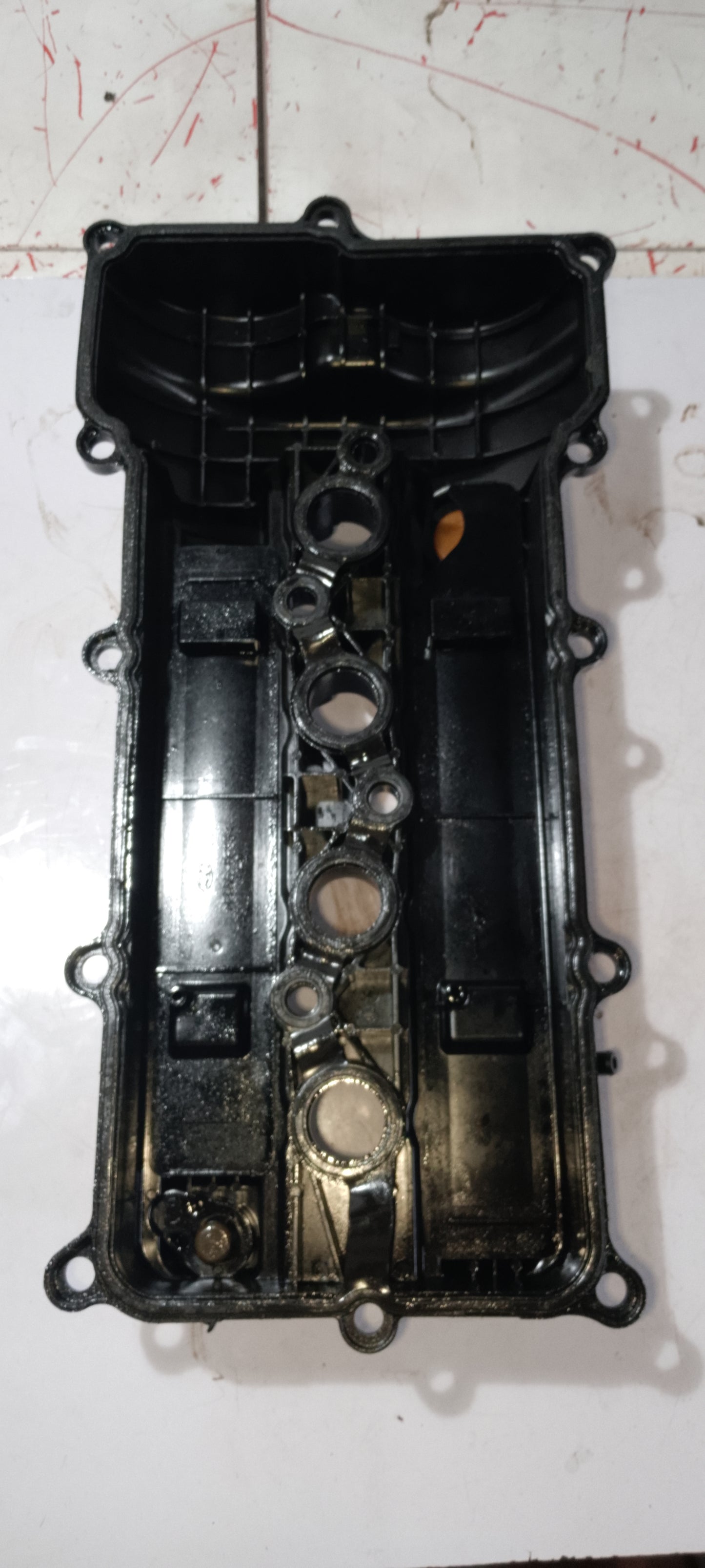 Valve Cover | Hyundai Accent Gas