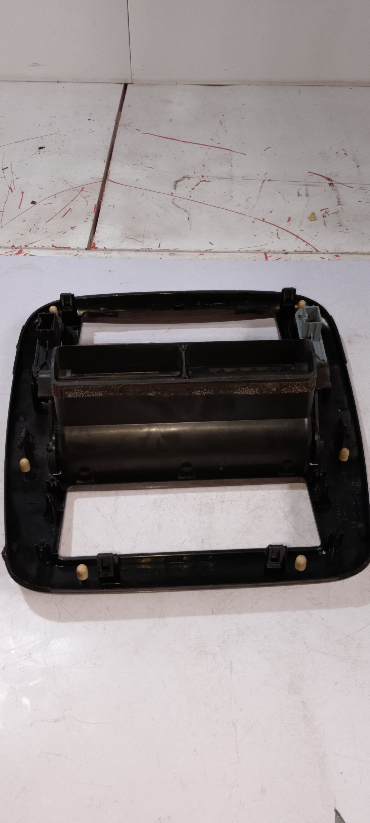 Center Frame With AC Vent | Ford Explorer