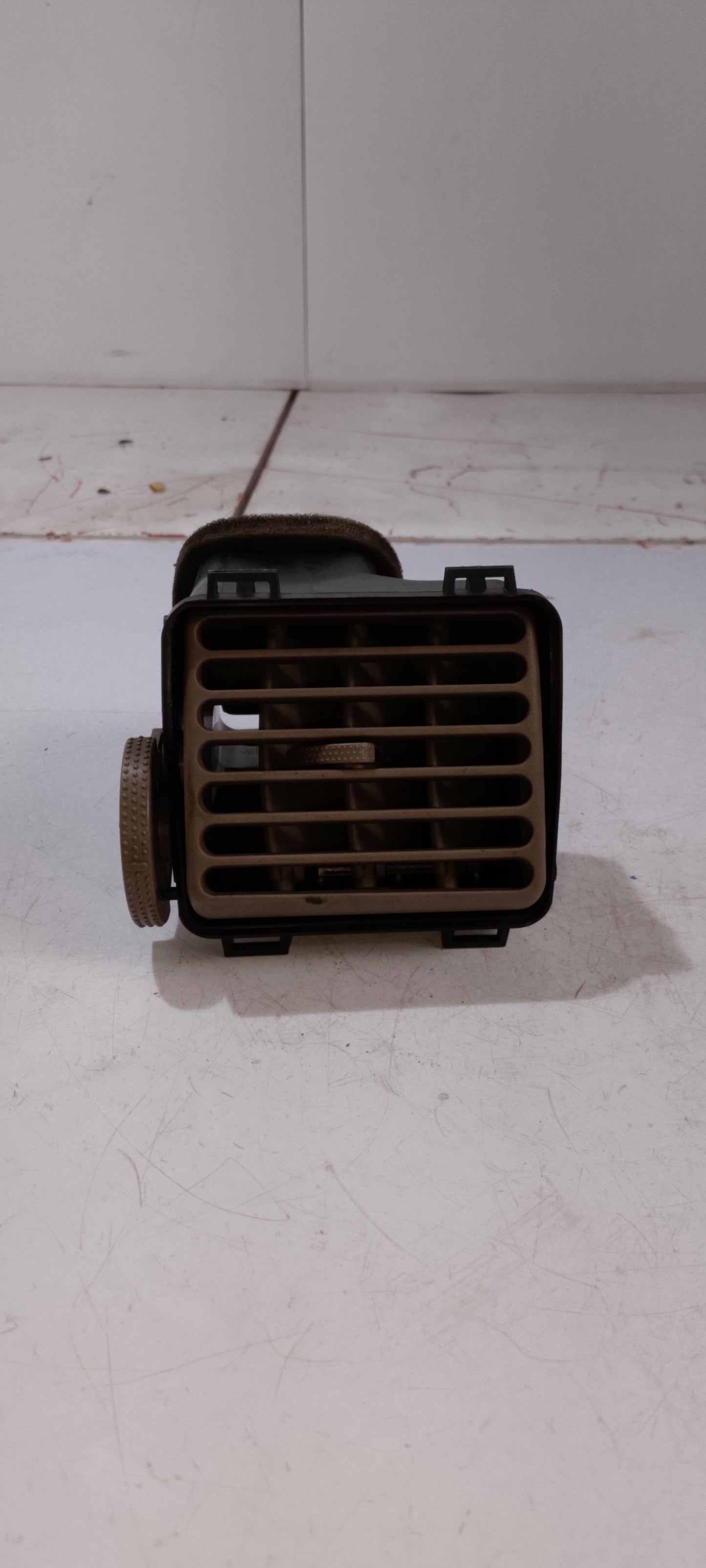 Center AC Vent | Ford Explorer