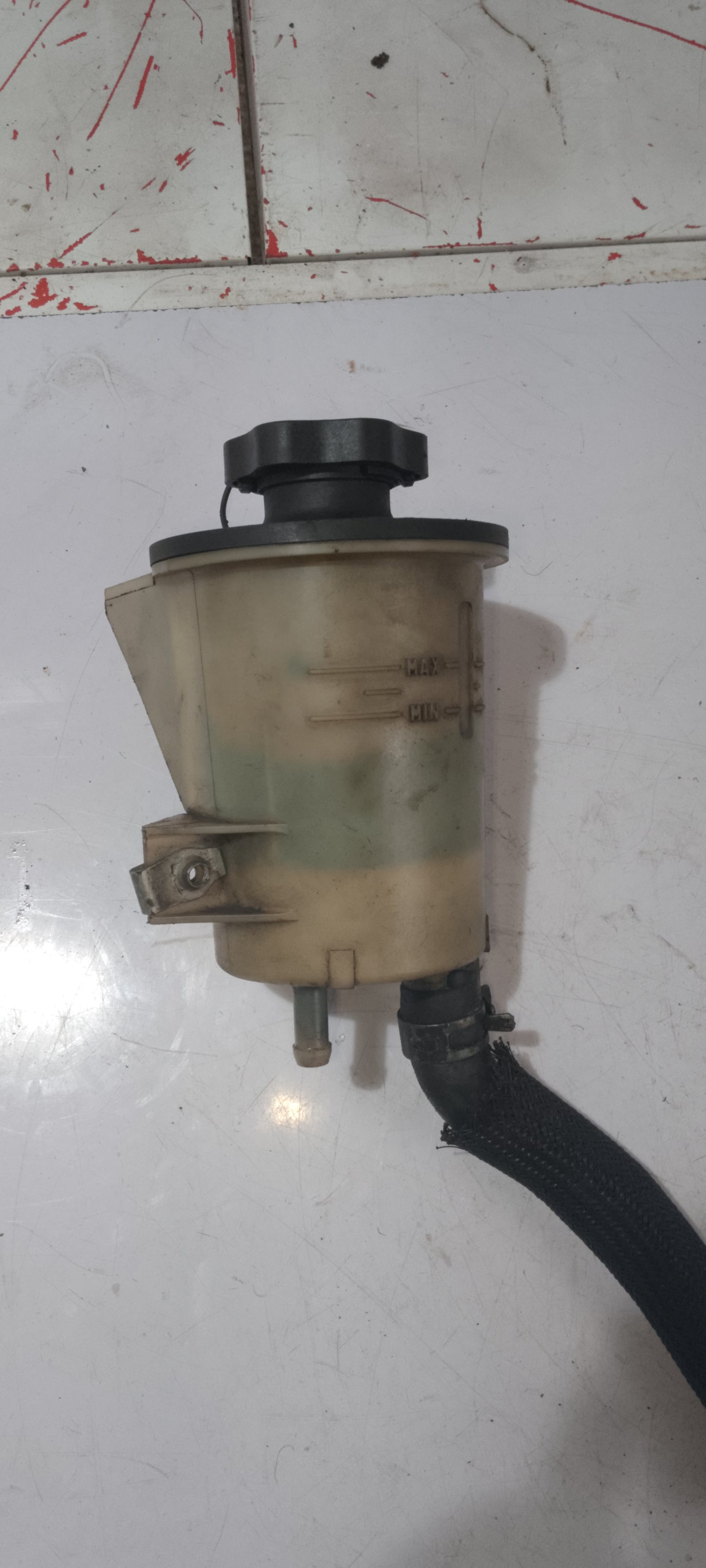 Power Steering Tank | Ford Explorer