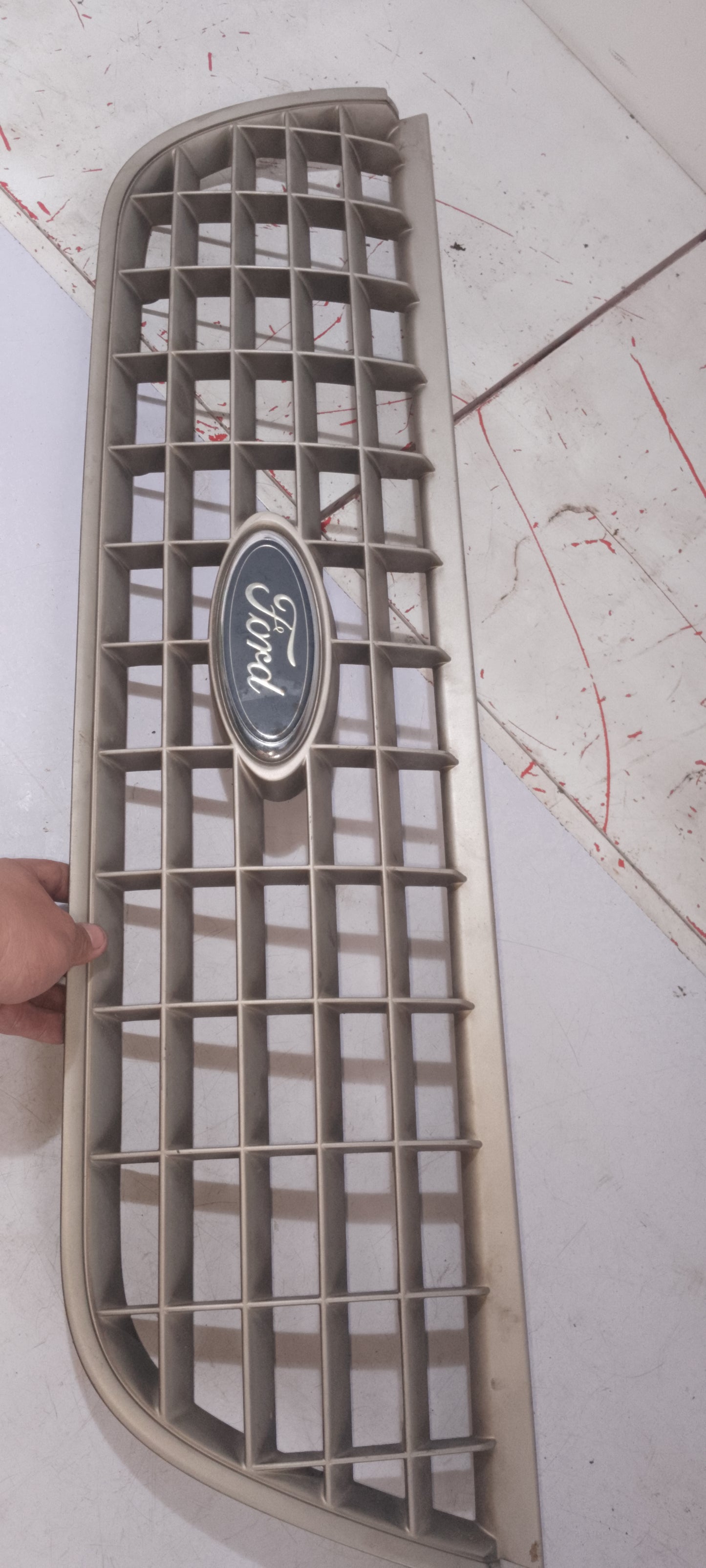 Front Grille | Ford Explorer
