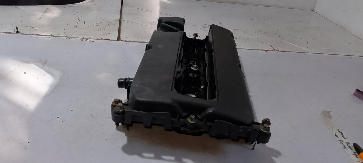 Valve cover Cruze