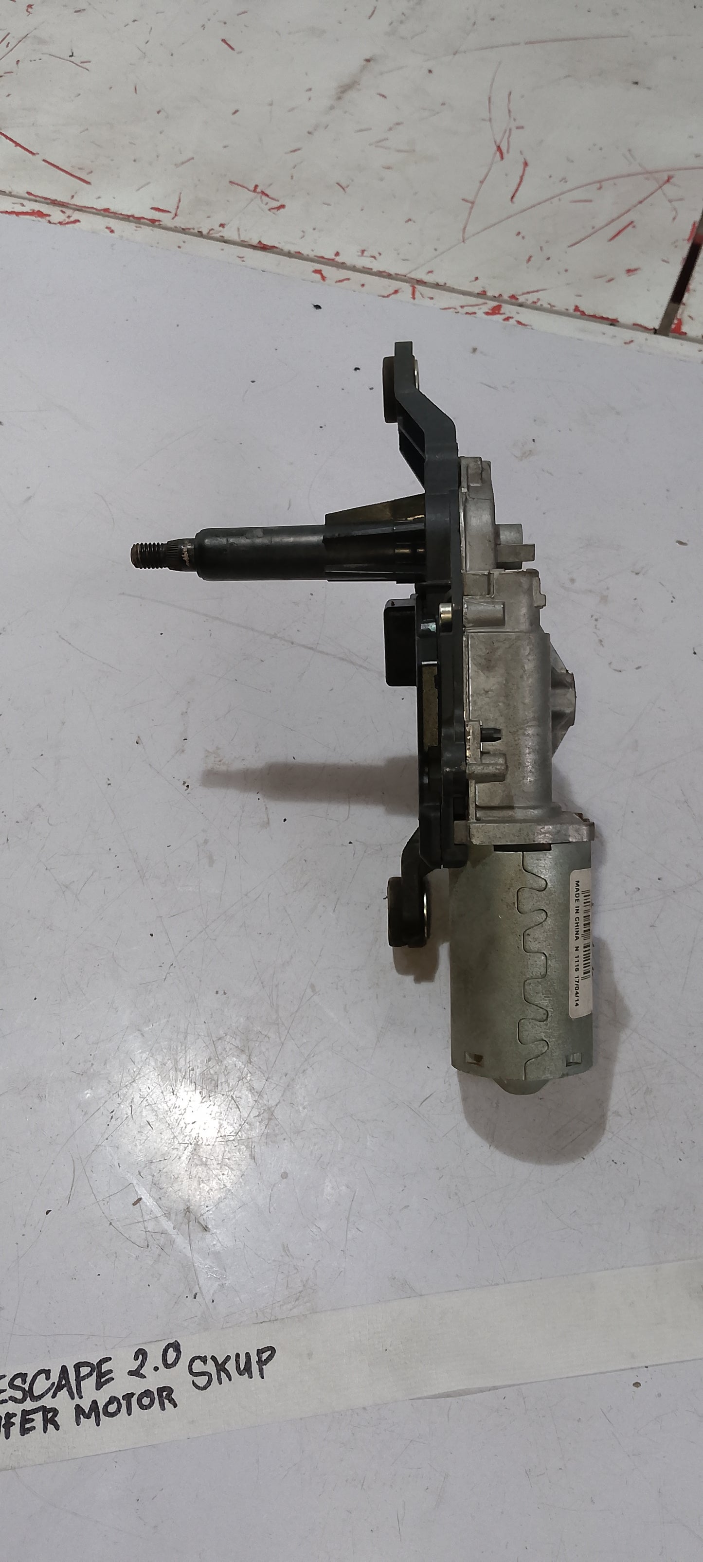 Escape 2.0 wifer motor