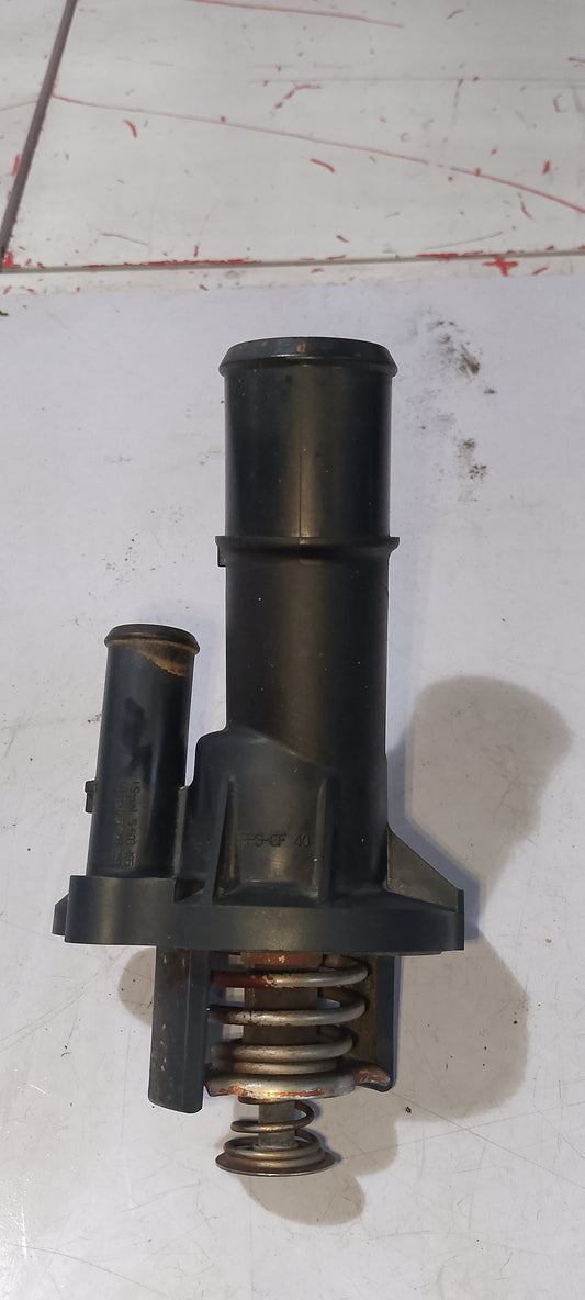 Thermostat Housing. Focus 2.0