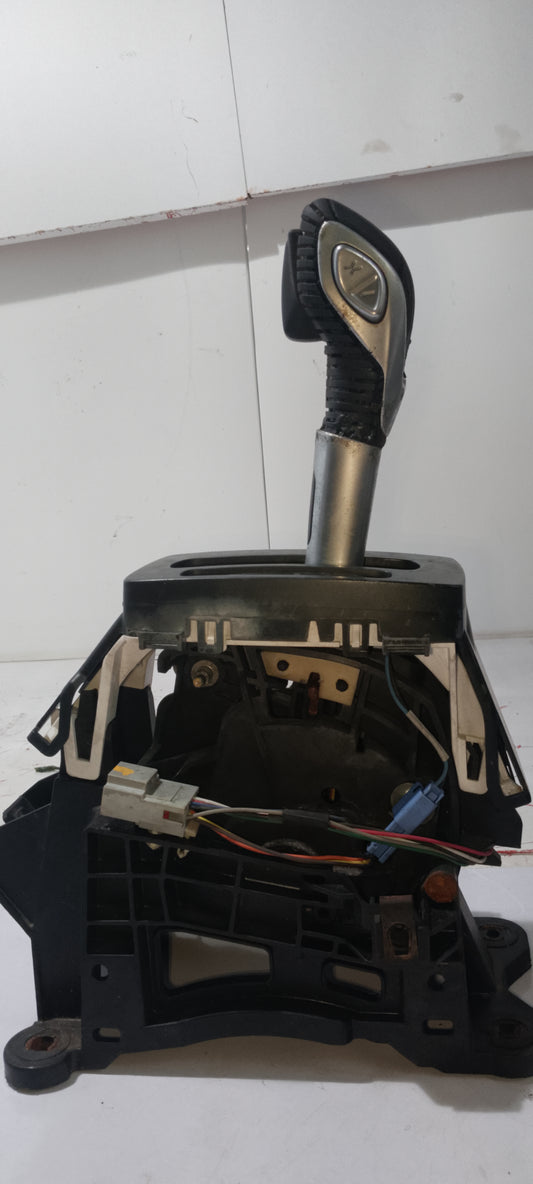 Shifter assembly Ford Fiesta