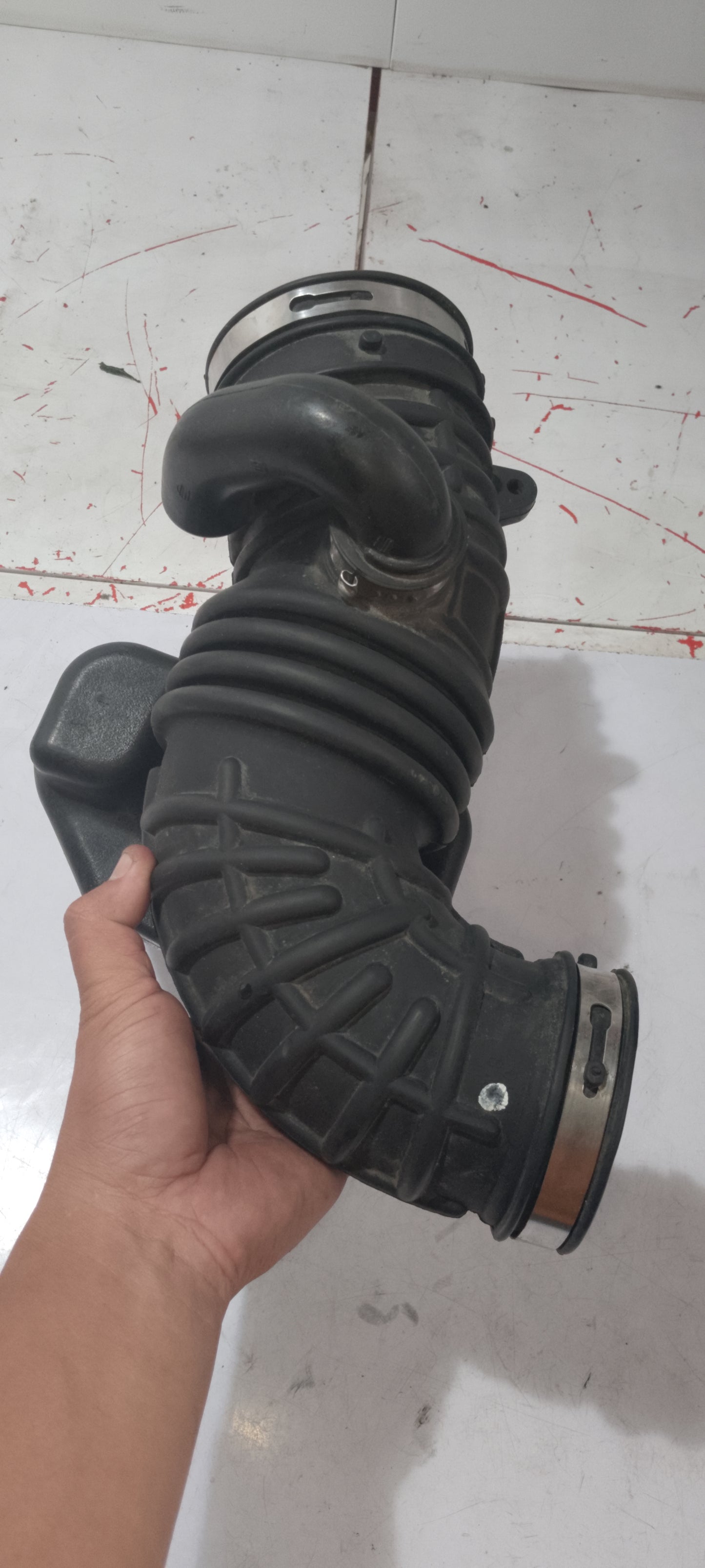 Air Box Hose | Ford Explorer