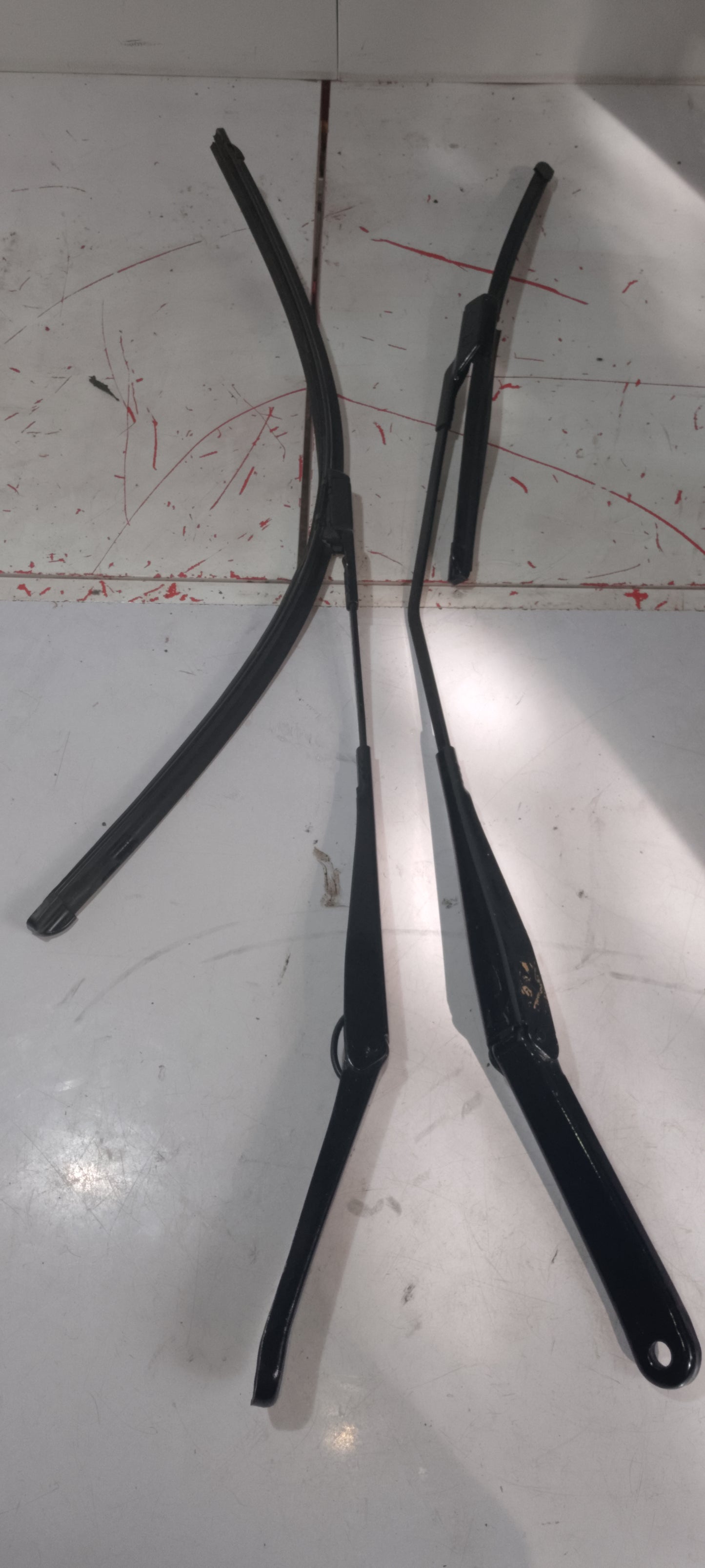 Wiper Arm Left And Right | Ford Ecoboost