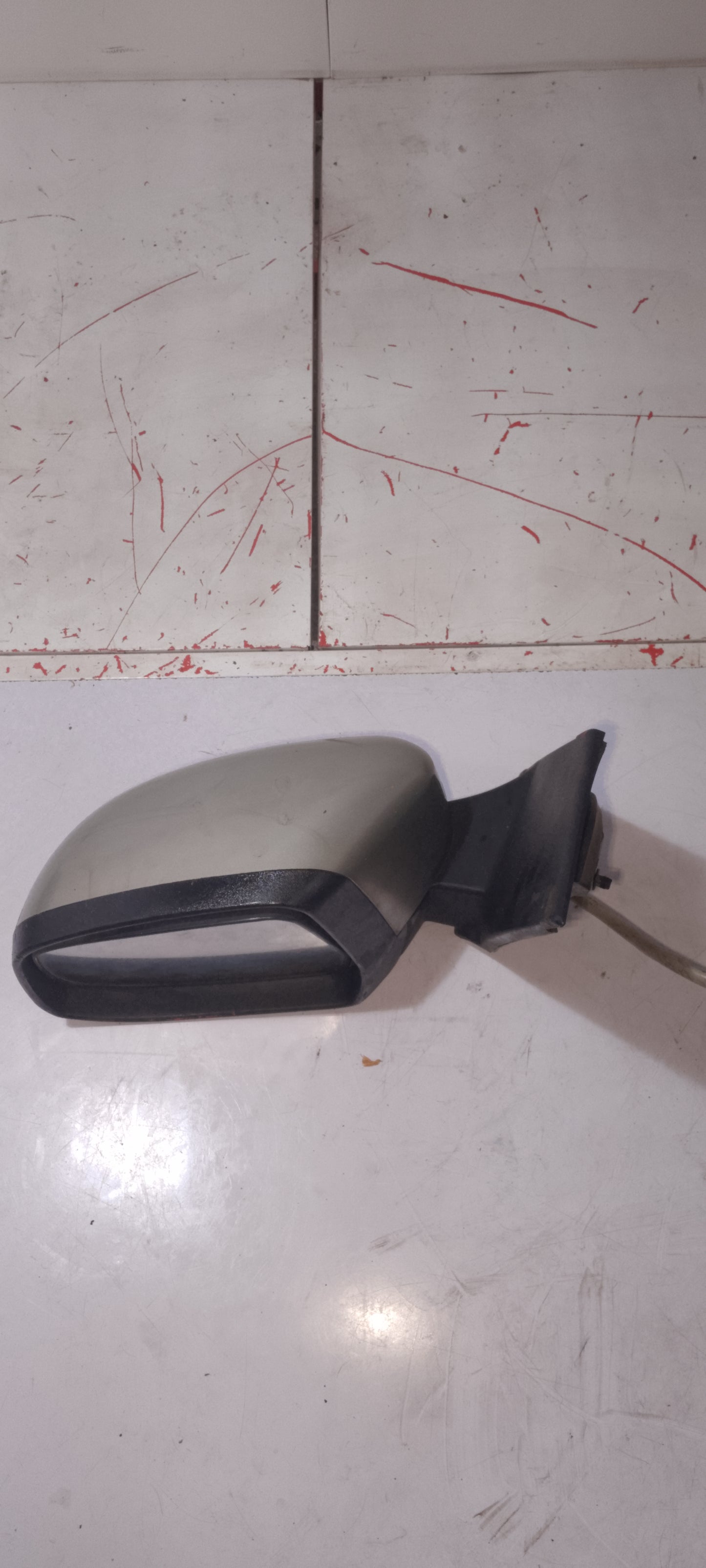 Side Mirror | Driver Side | Focus