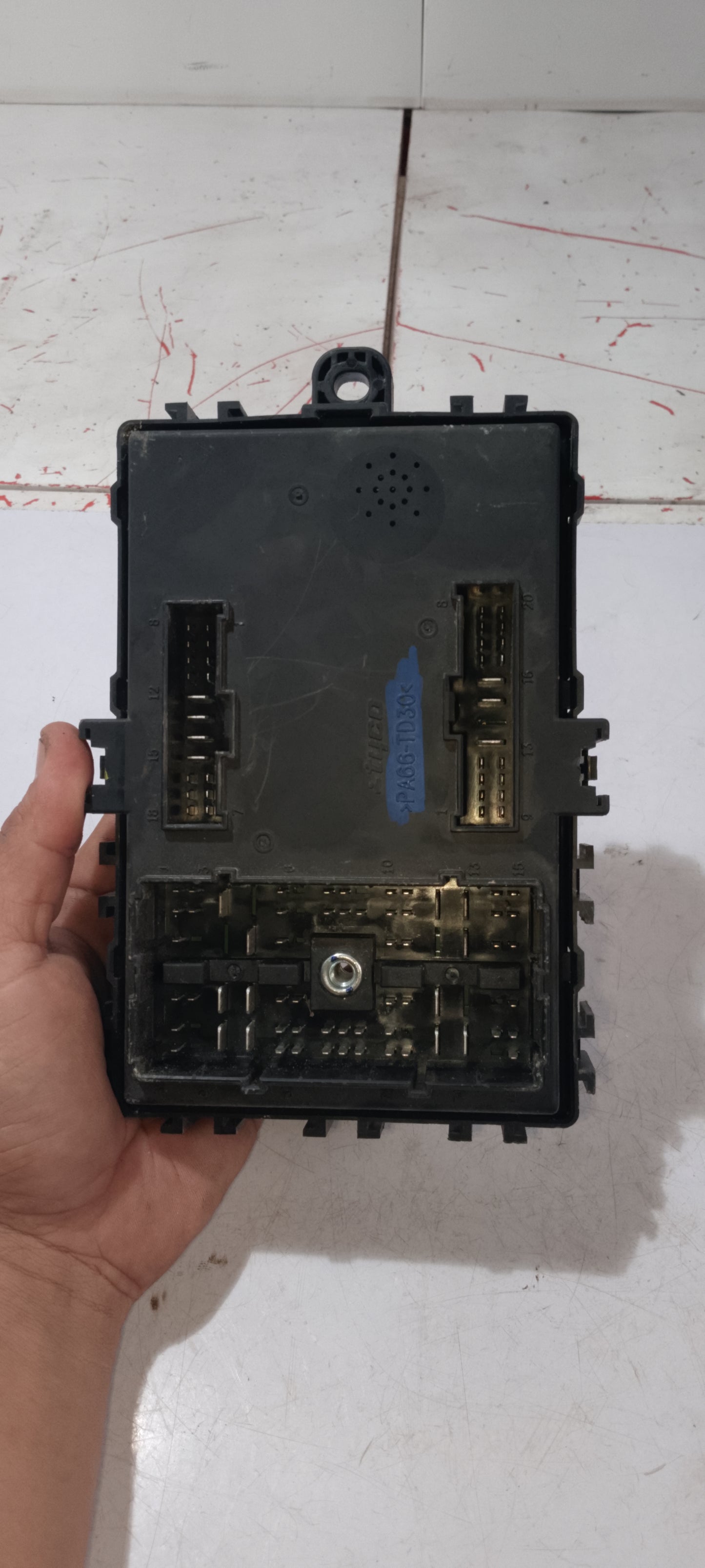 Fuse Box | Chevrolet Aveo