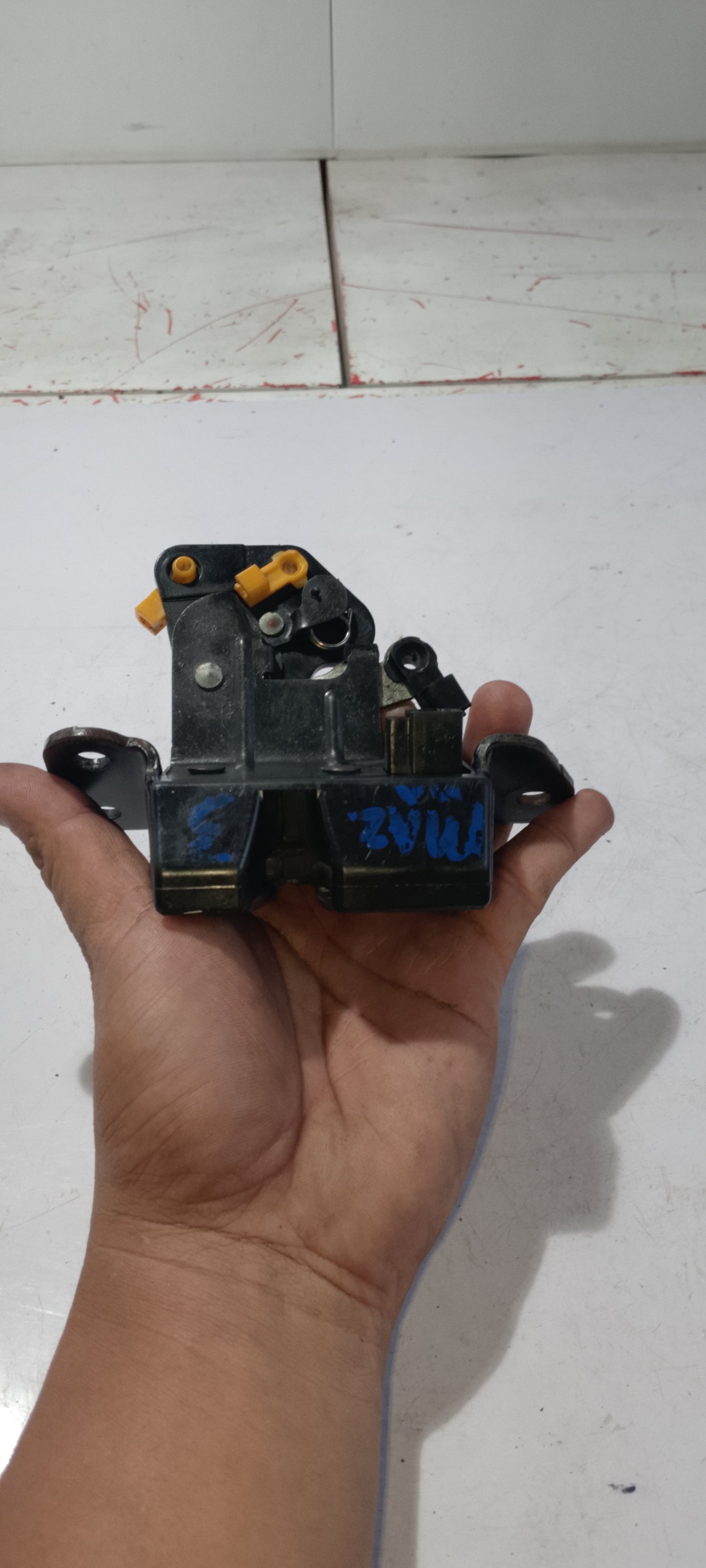Trunk Lock Actuator | Mazda 3