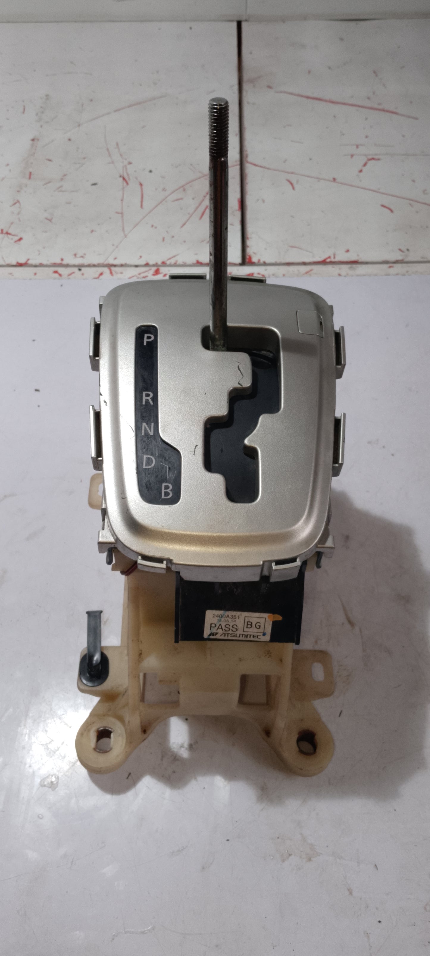 Shifter Assembly | Mitsubishi Mirage