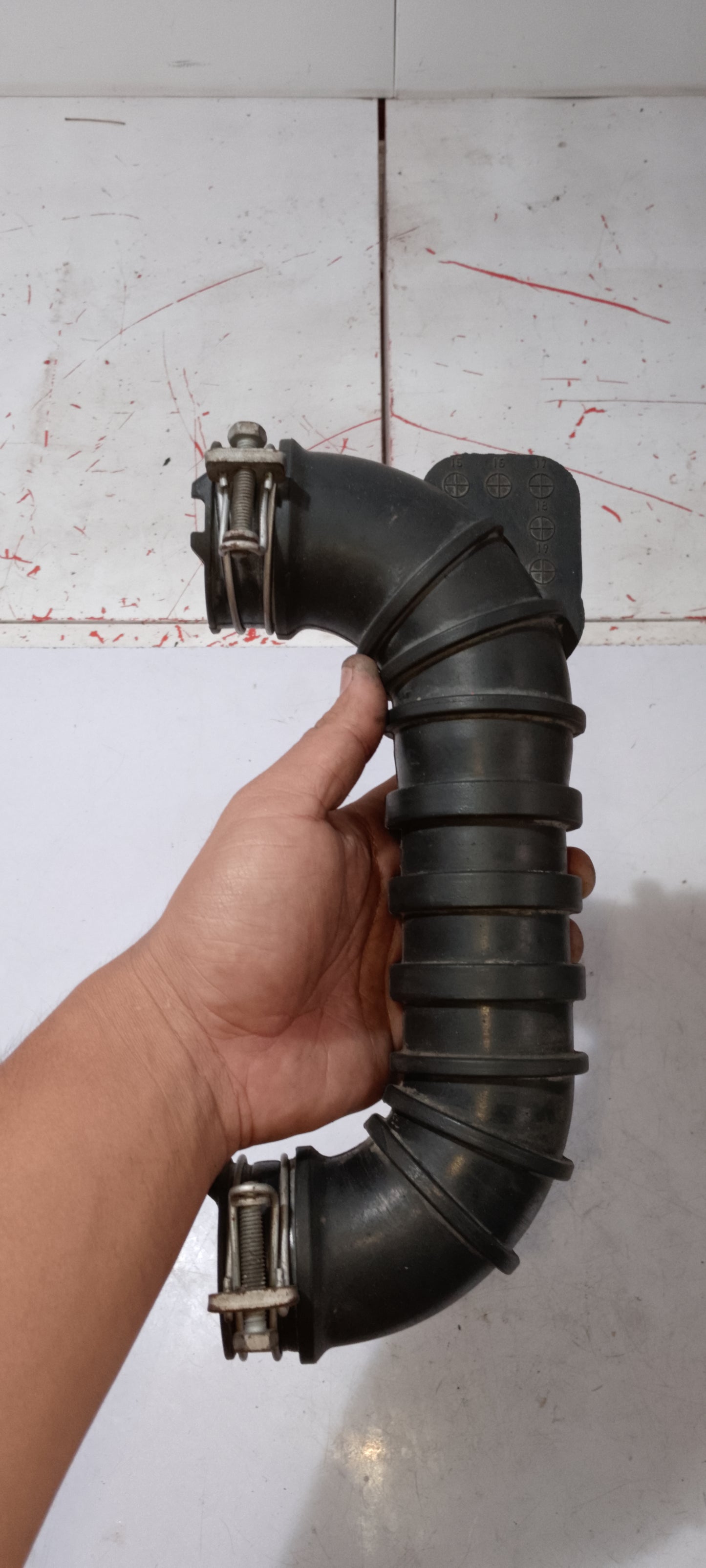 Air Box Hose | Mitsubishi Mirage