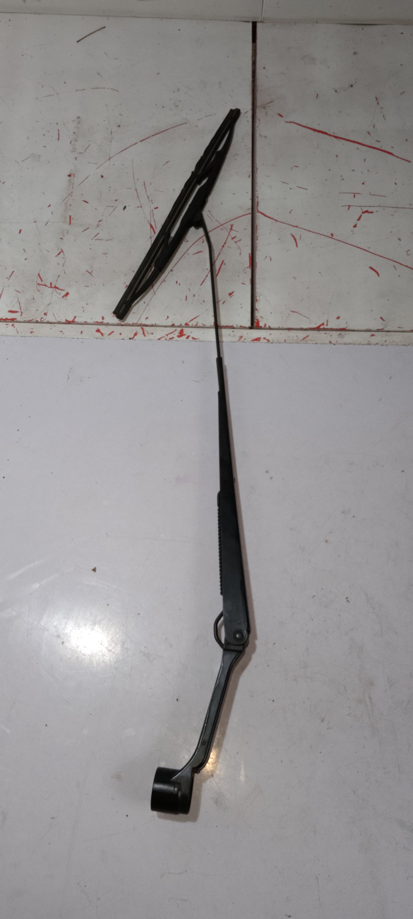 Wiper Arm | Driver Side | Mitsubishi Mirage