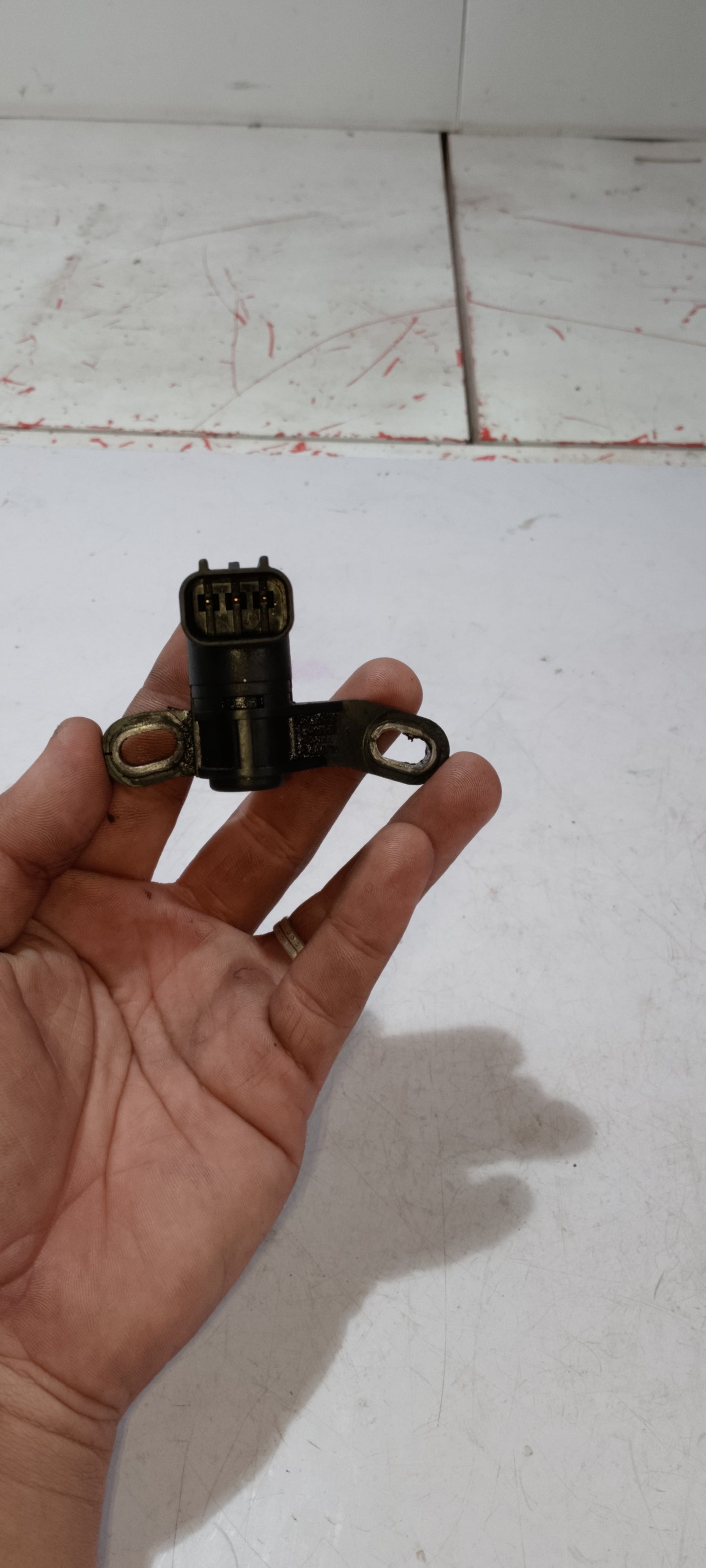 Crankshaft Sensor | Ford Escape 2.3 2009