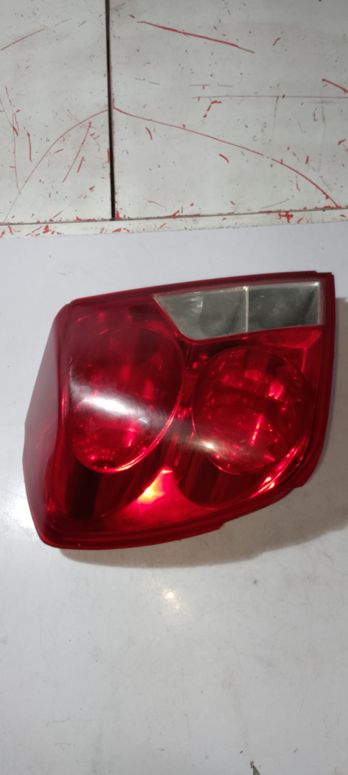 Tail Light With Issue | Driver Side | Chevrolet Optra