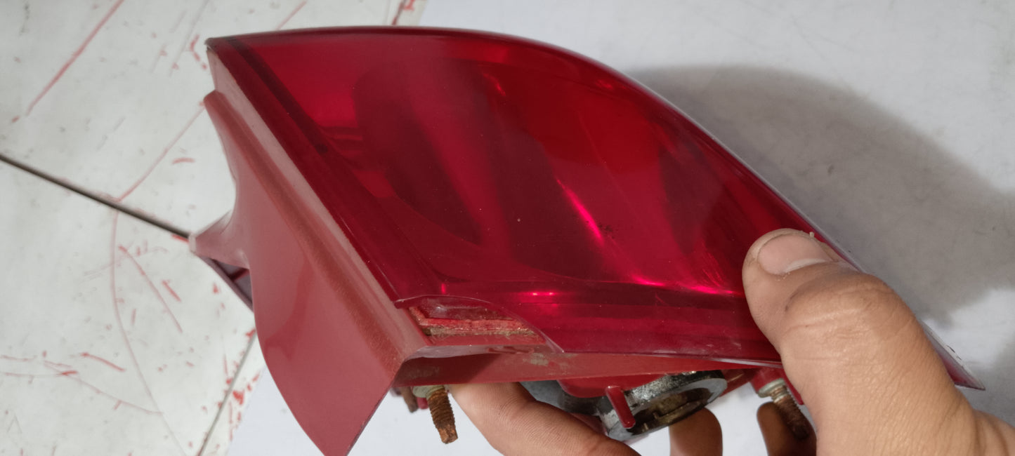 Tail Light With Issue | Driver Side | Chevrolet Optra