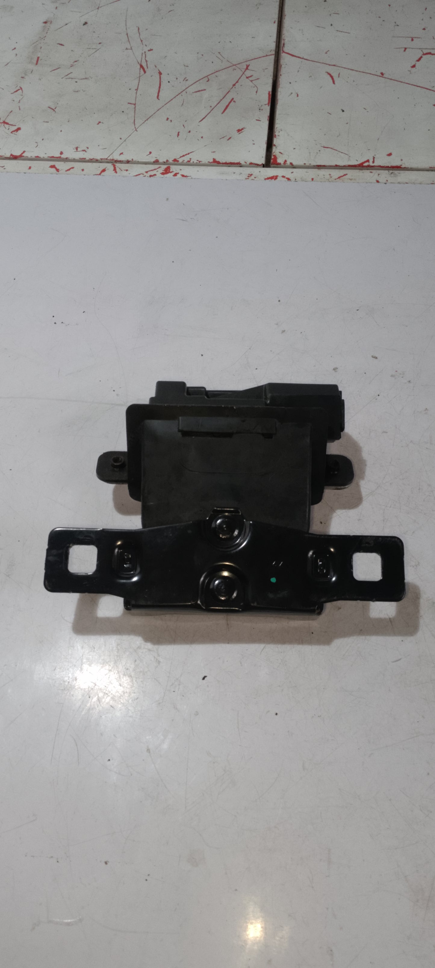 Trunk Lock | Ford Fiesta 1.5