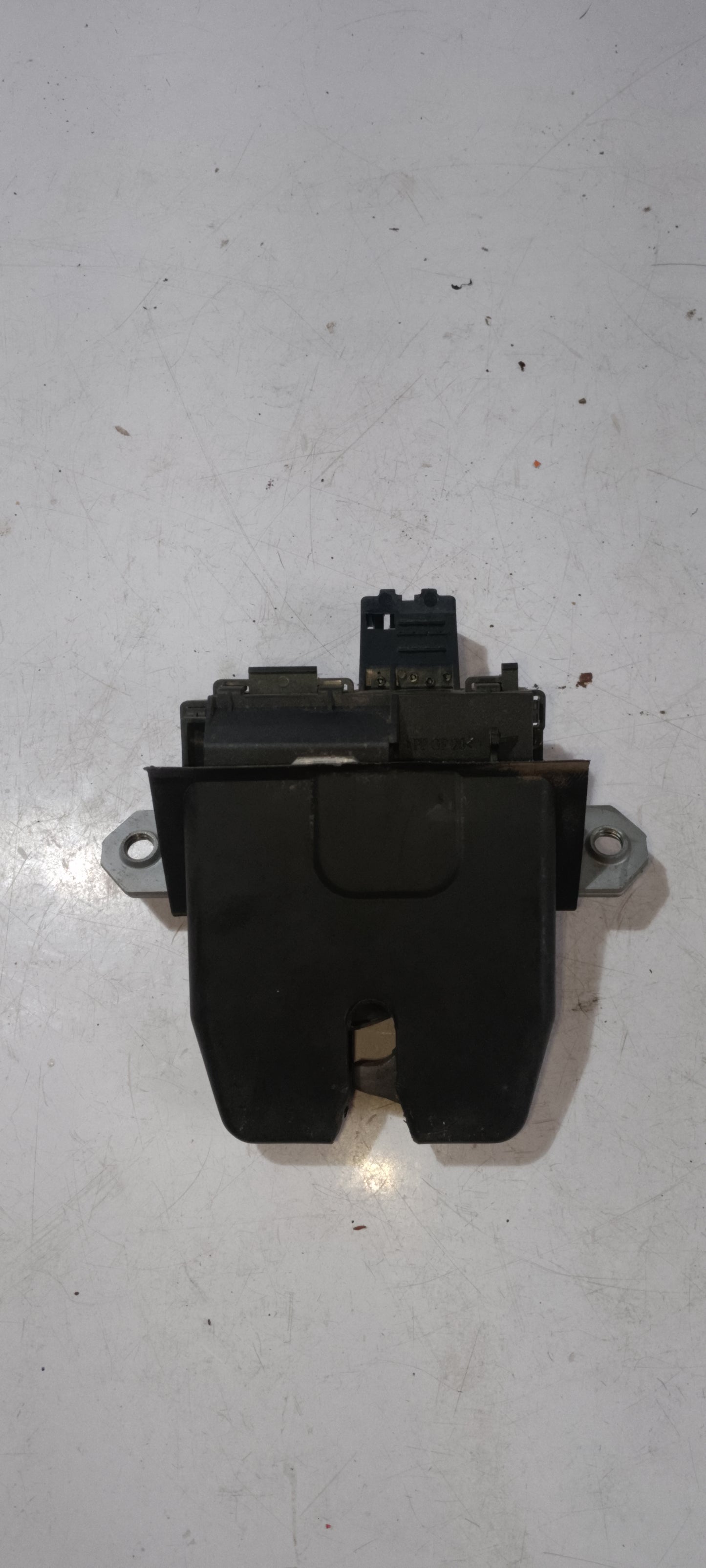 Trunk Lock | Ford Focus 2.0 Gas 2014