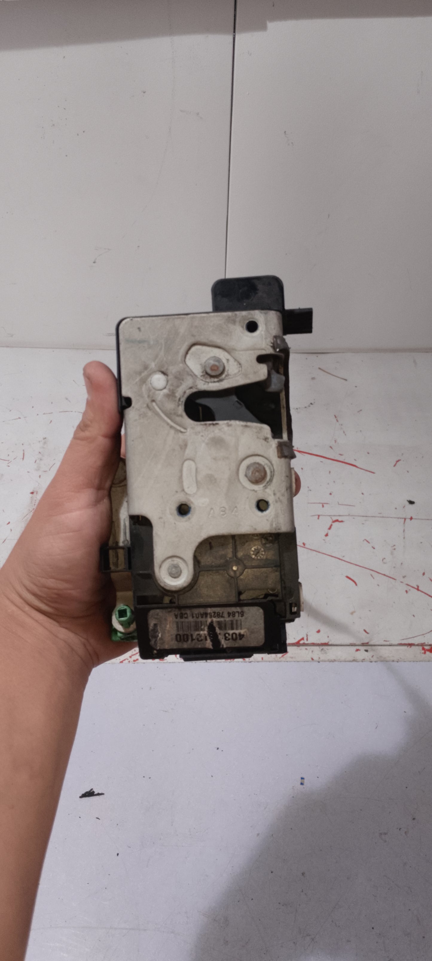 Door Lock Actuator | Rear Driver Side | Ford Escape 2.3 2009