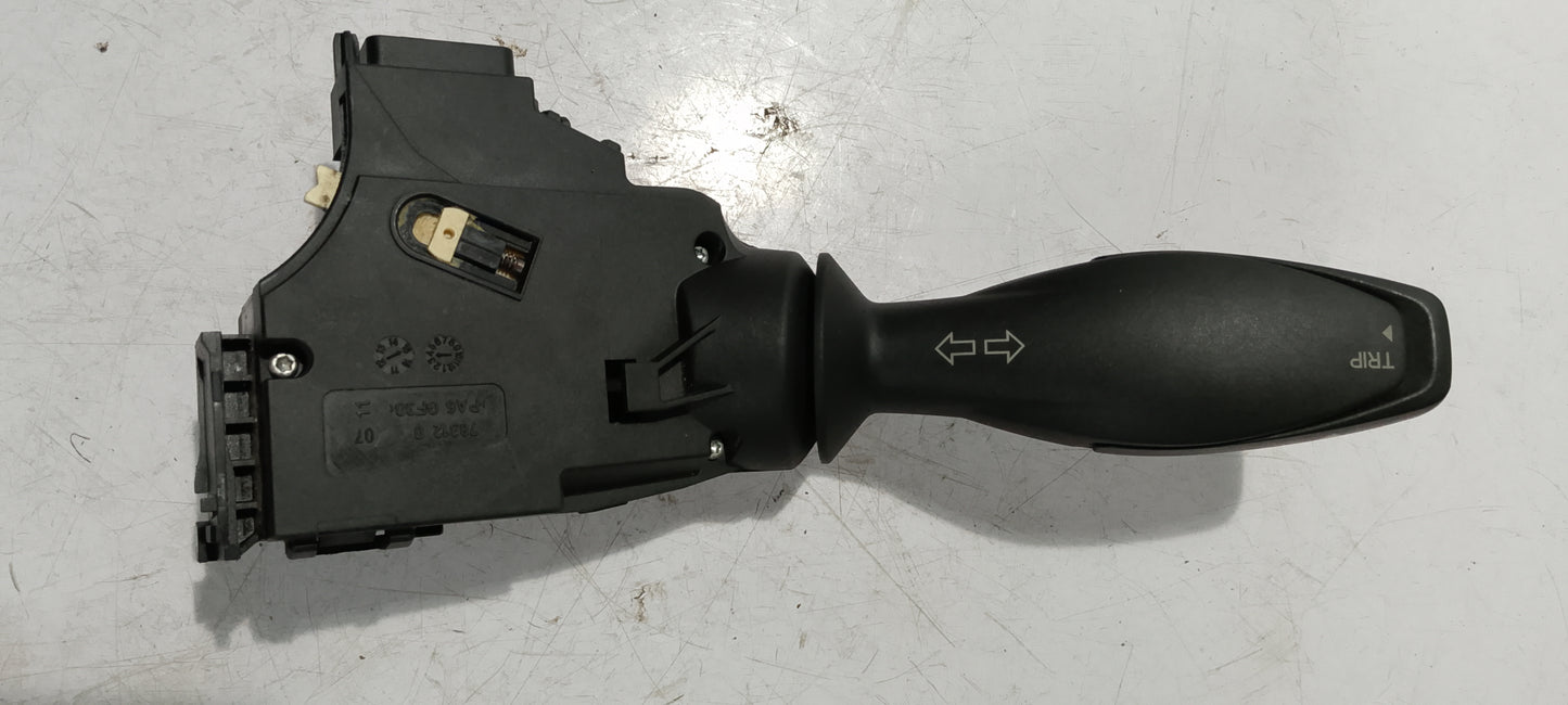 Wiper switch | Ford Ecosport
