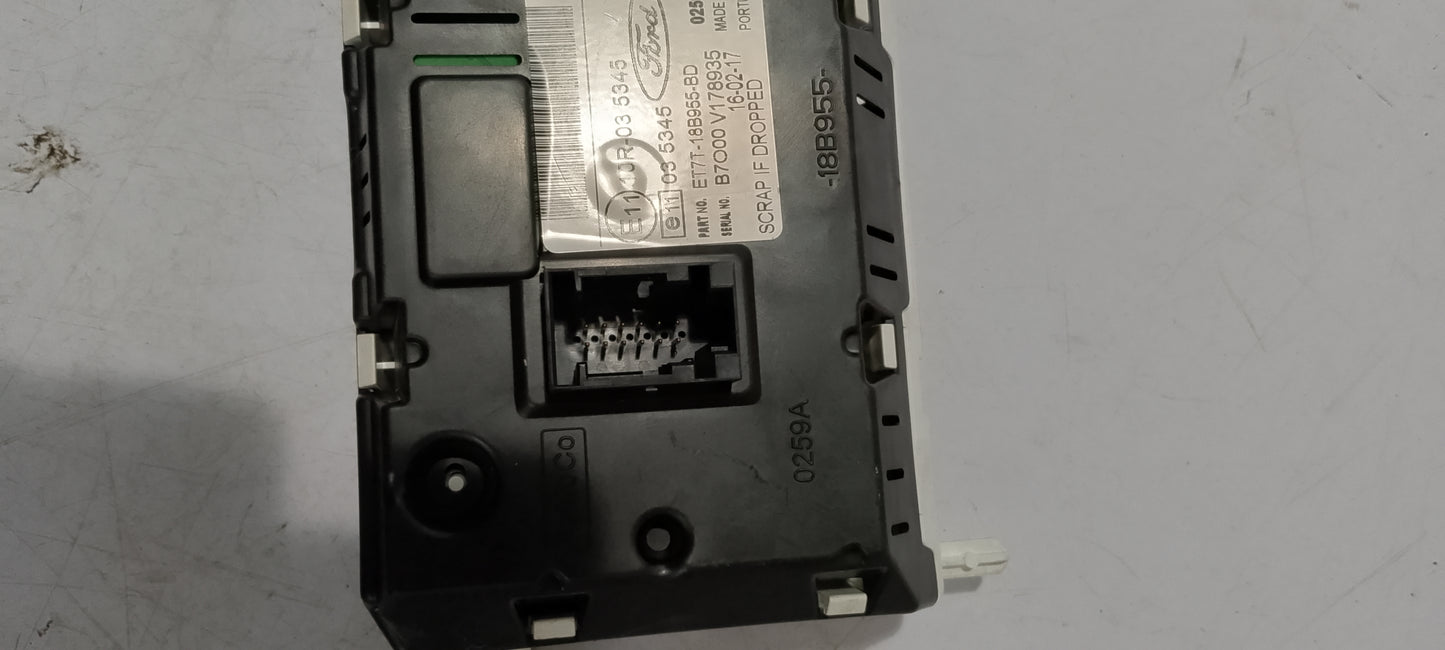 Digital Clock | Ford Ecosport