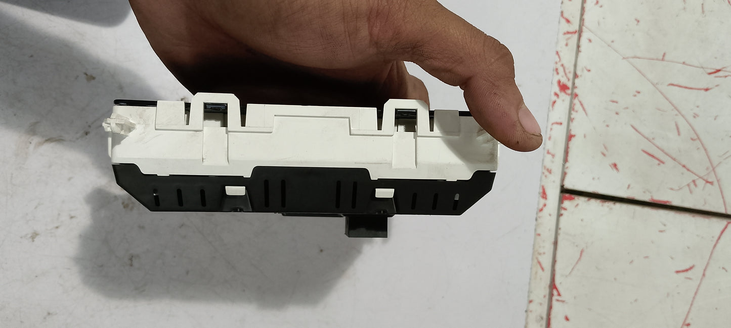 Digital Clock | Ford Ecosport