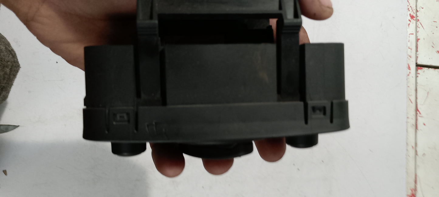 Headlight Switch | Ford Ecosport