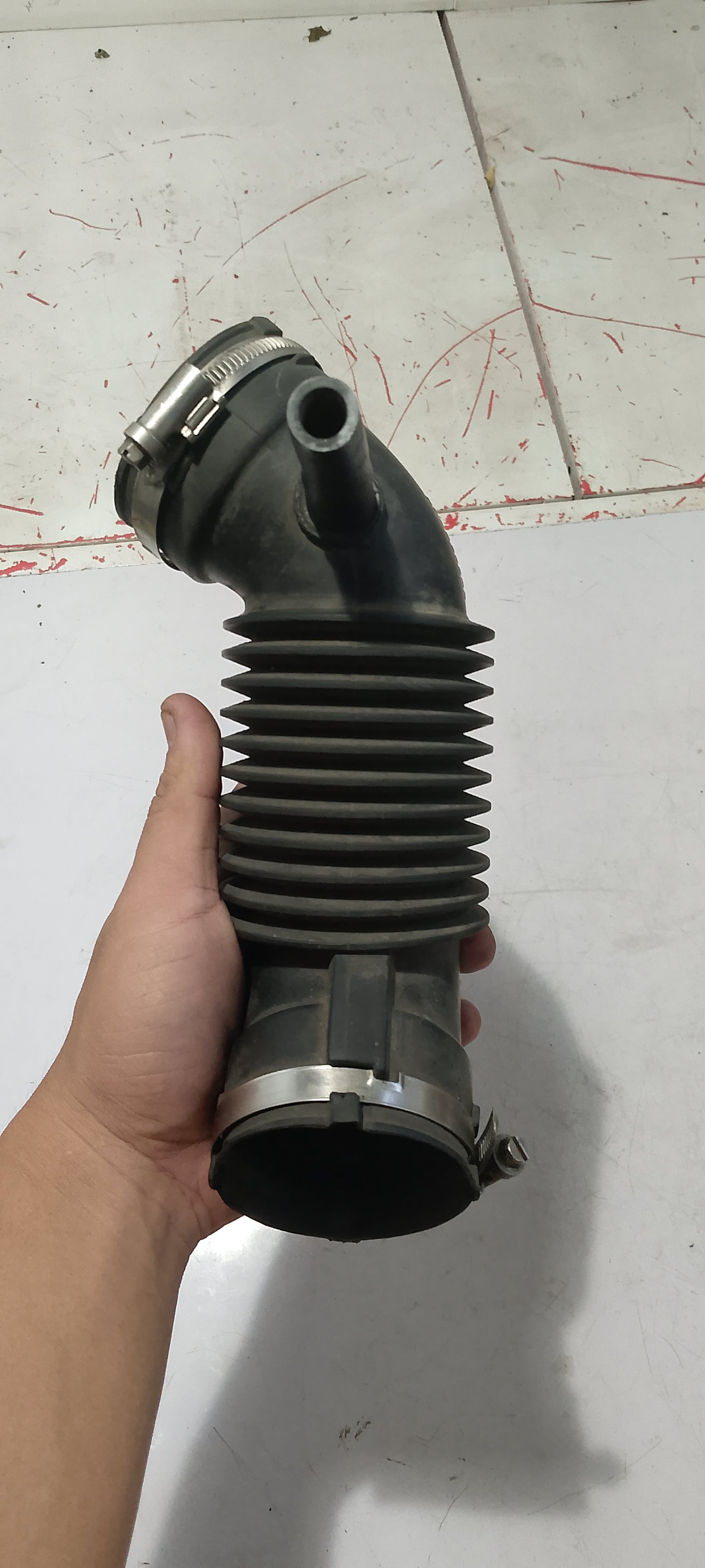 Air Box Hose | Ford Fiesta 1.5