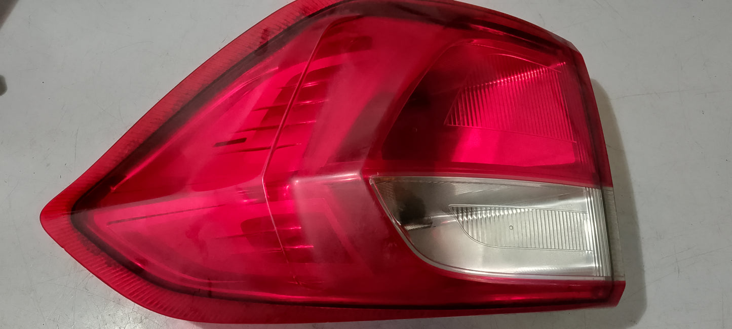 Tail light | driver side | Ford Ecosport