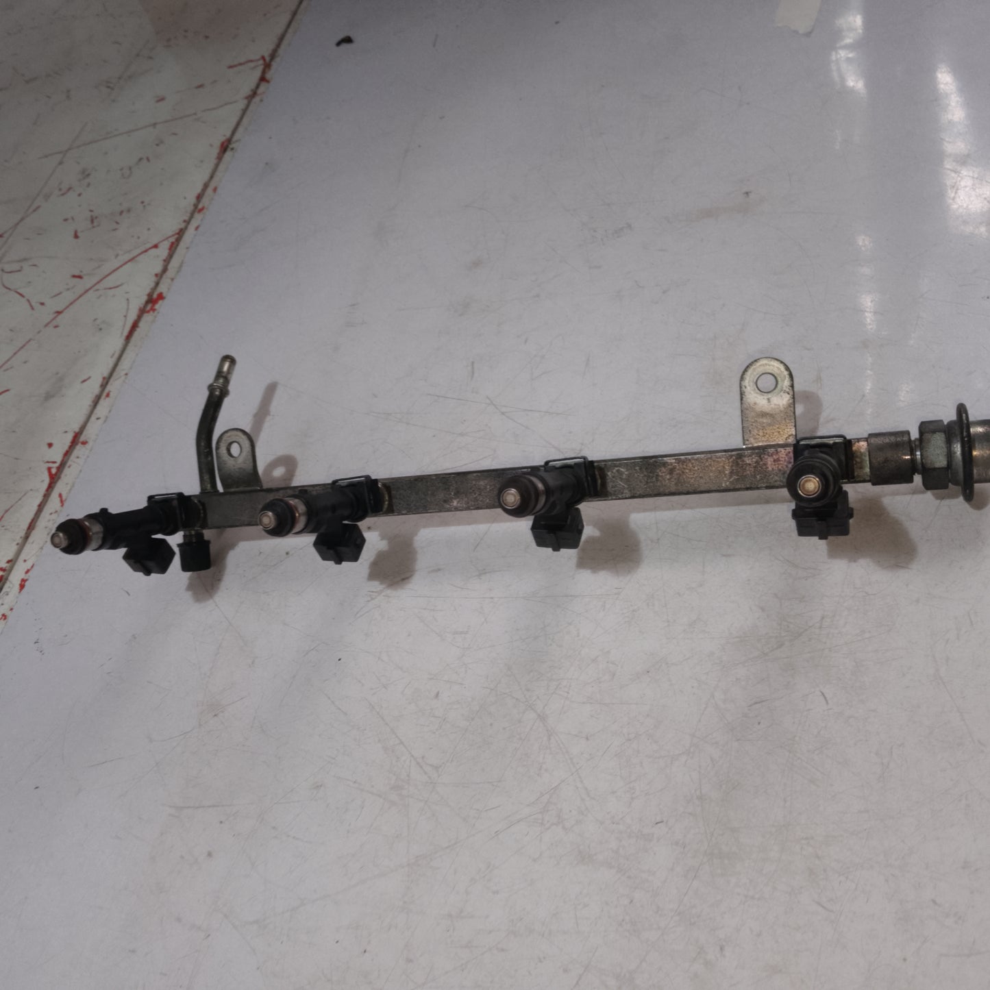 Fuel Rail Assembly | Chevrolet Captiva Gas