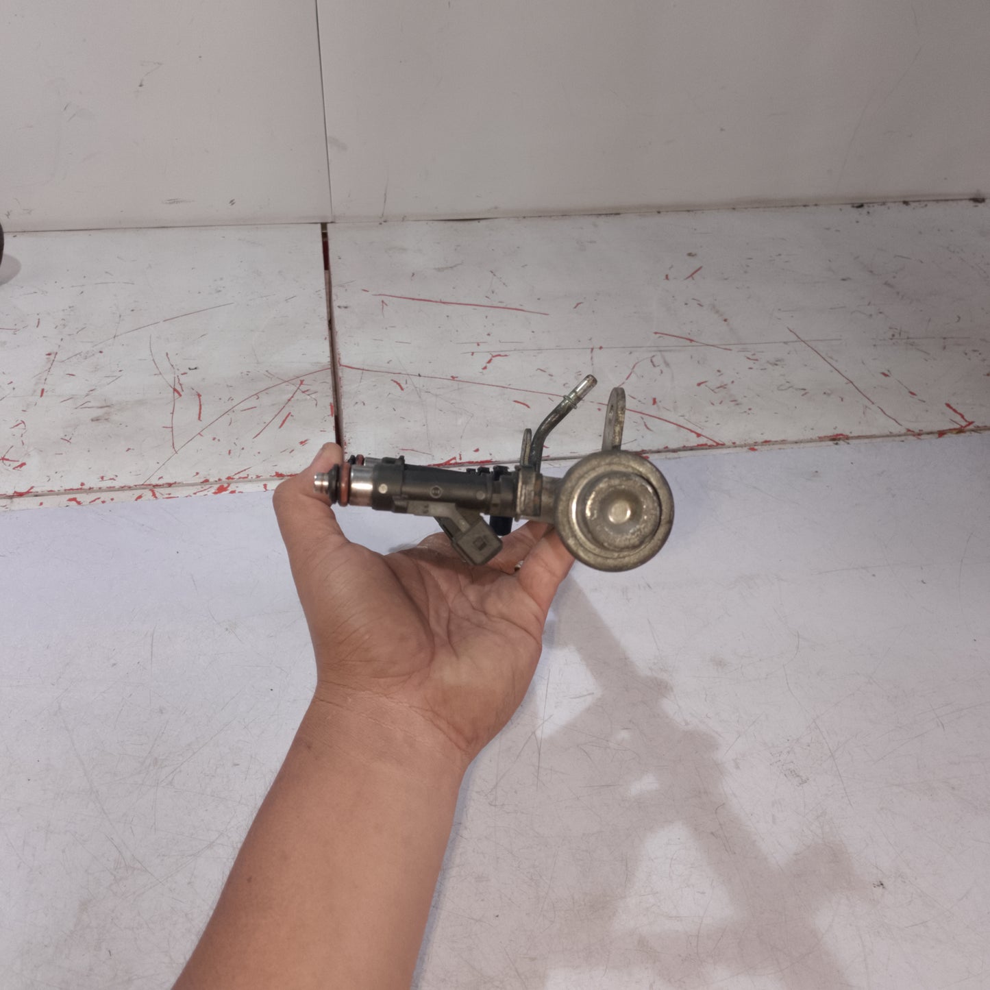 Fuel Rail Assembly | Chevrolet Captiva Gas