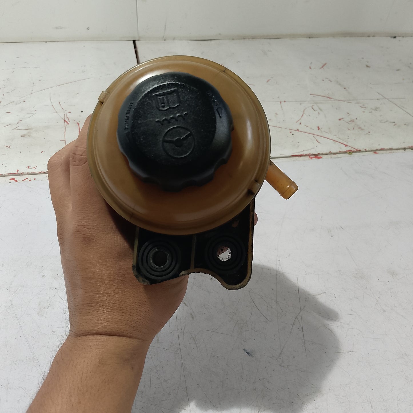 Power Steering Fluid Tank | Chevrolet Captiva Gas