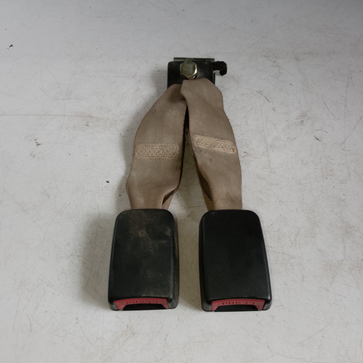 Seat Belt Catcher | Ford Escape 2.3