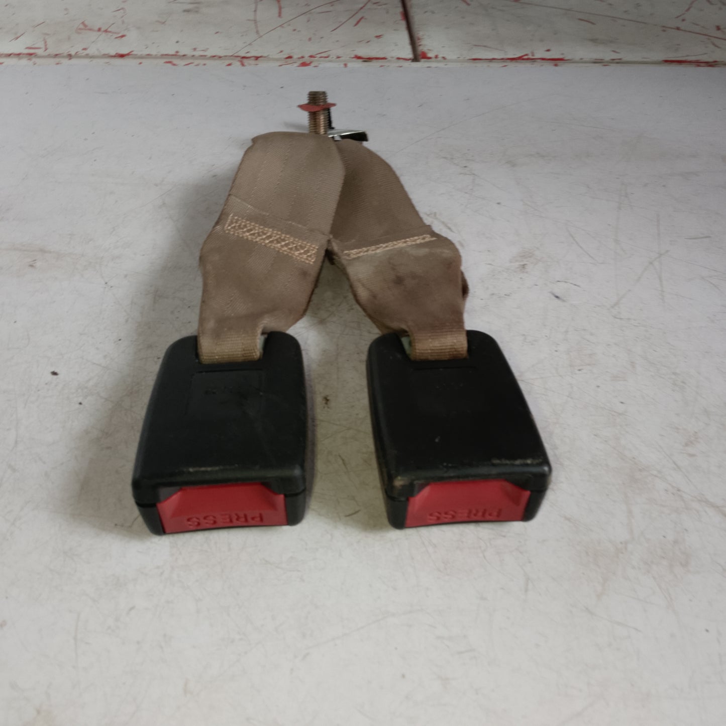 Seat Belt Catcher | Ford Escape 2.3