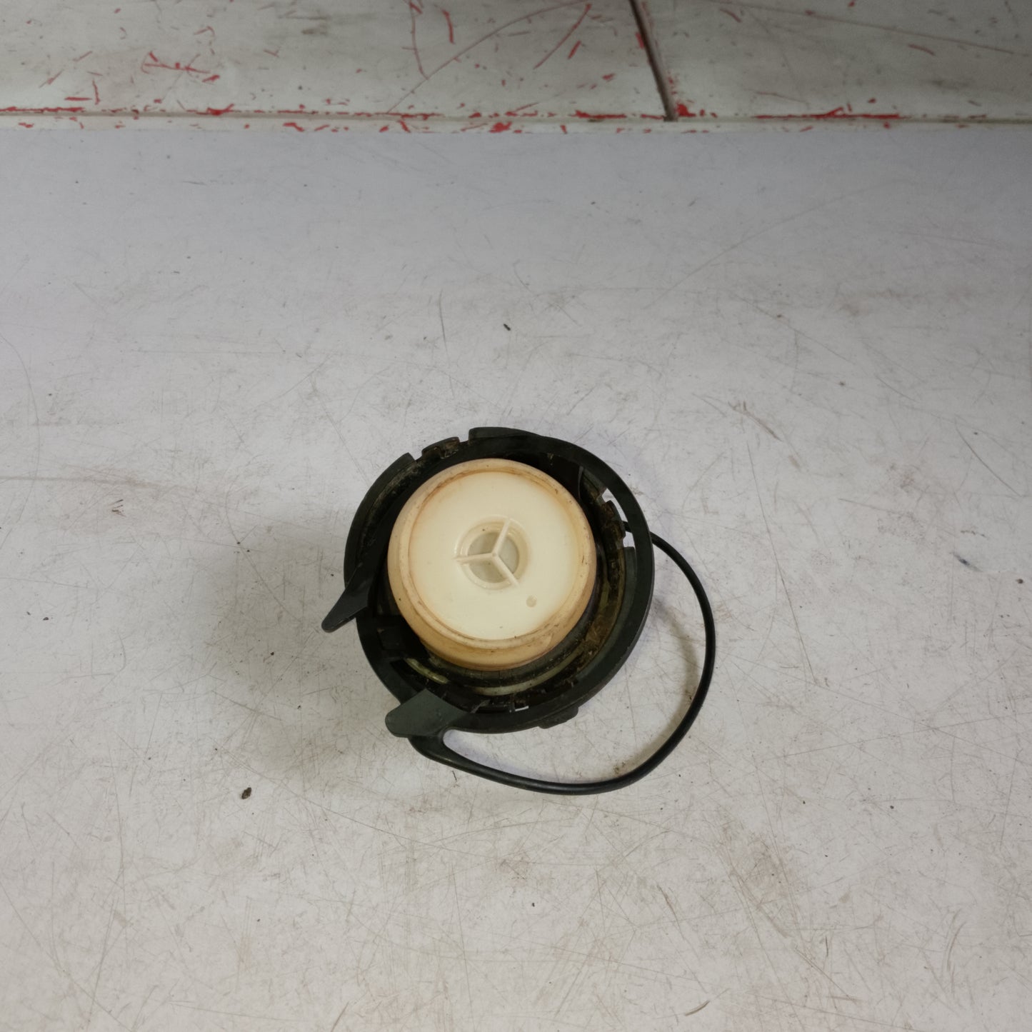 Gas Tank Cover | Ford Escape 2.3
