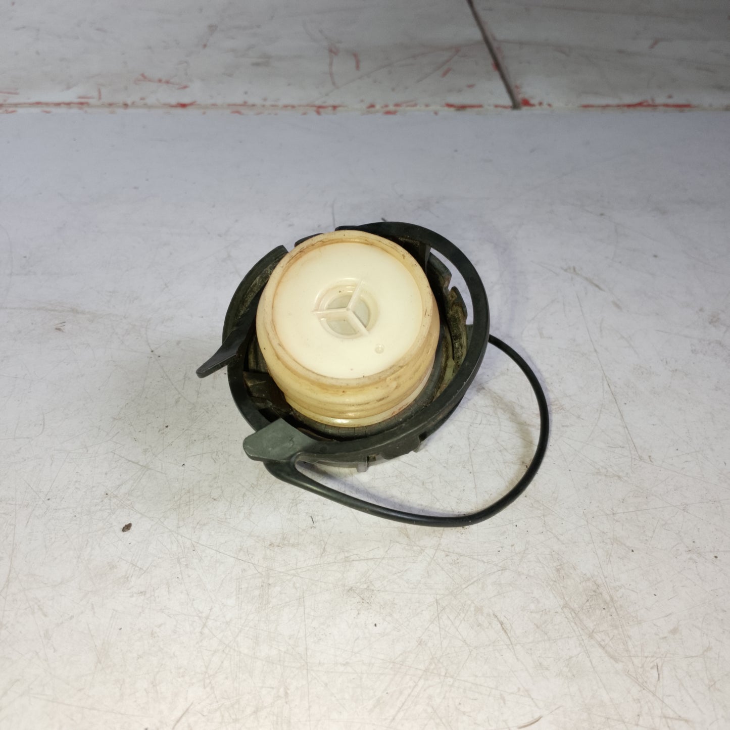Gas Tank Cover | Ford Escape 2.3
