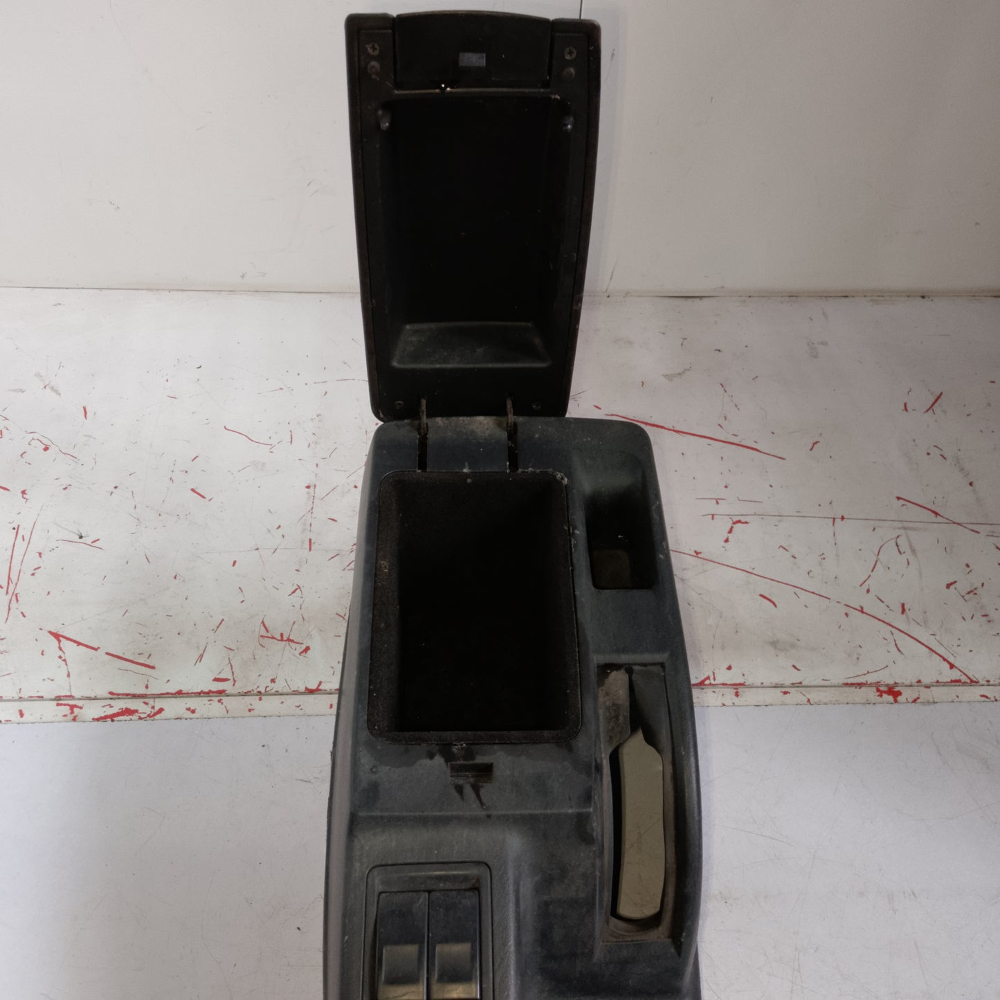 Arm Rest Assembly | Hyundai Matrix