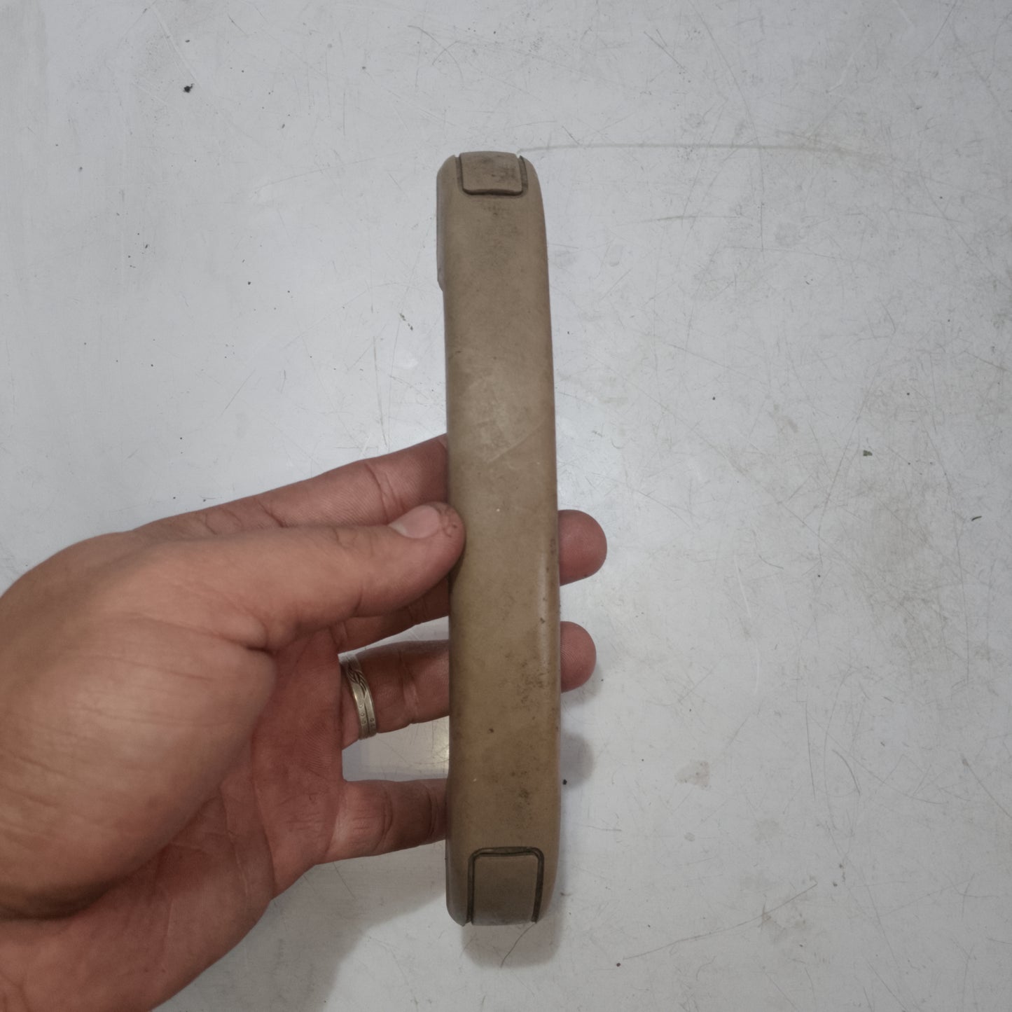 Ceiling Handle | Rear Passenger Side | Ford Escape 2.0