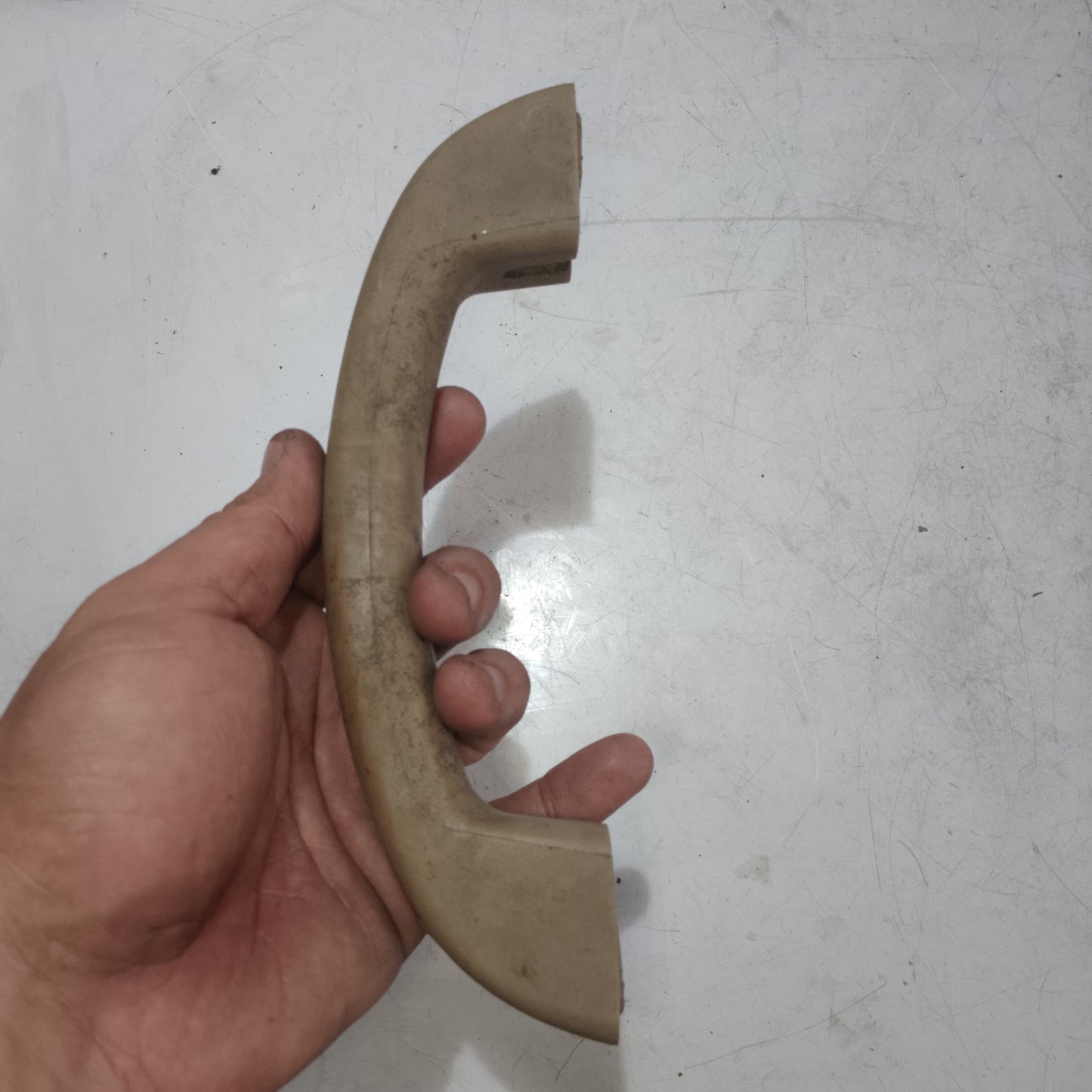 Ceiling Handle | Rear Passenger Side | Ford Escape 2.0
