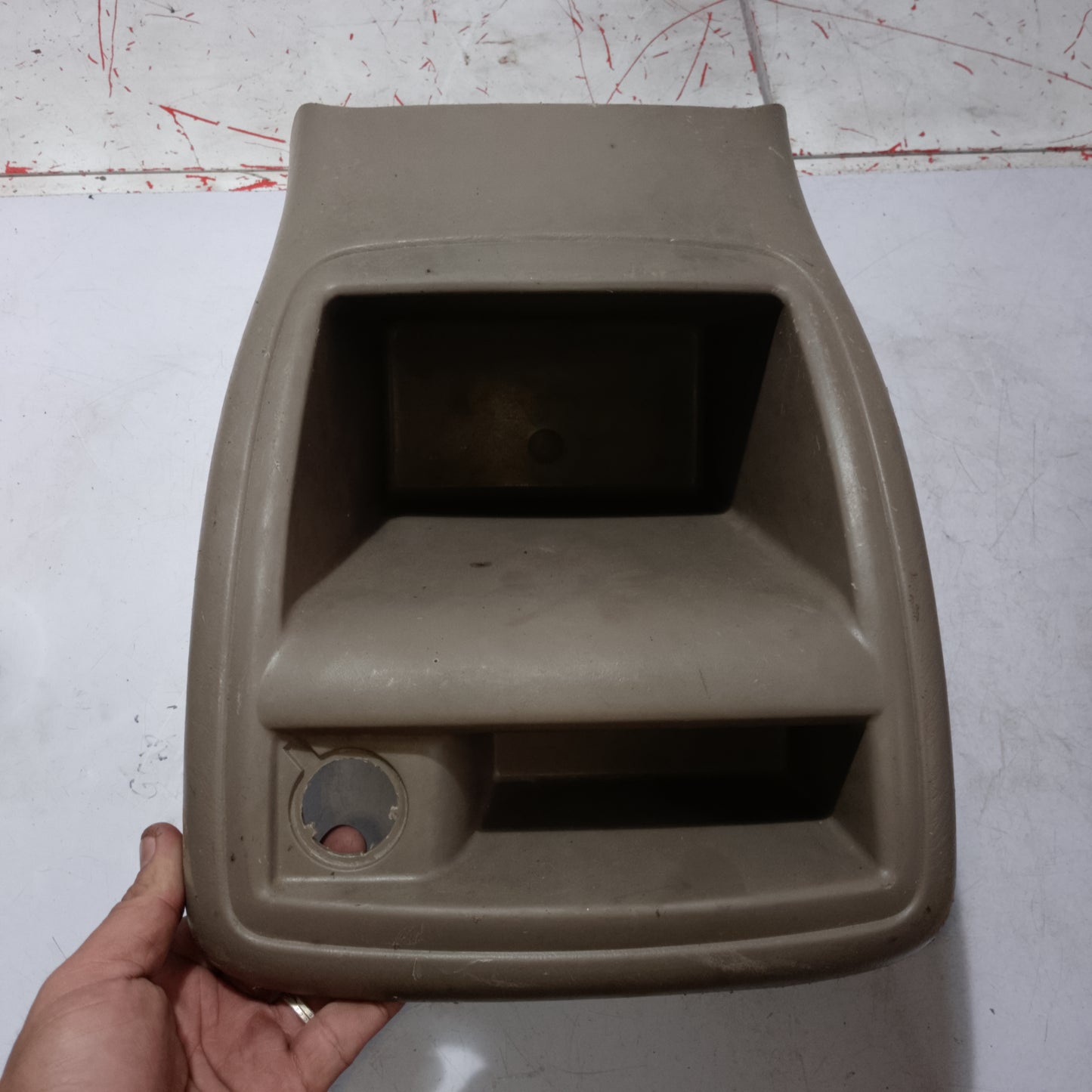 Center Console | Ford Escape 2.0