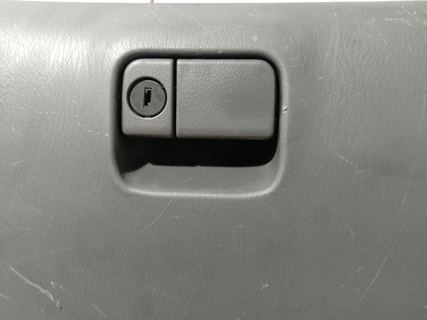 Glove Box | Ford Lynx