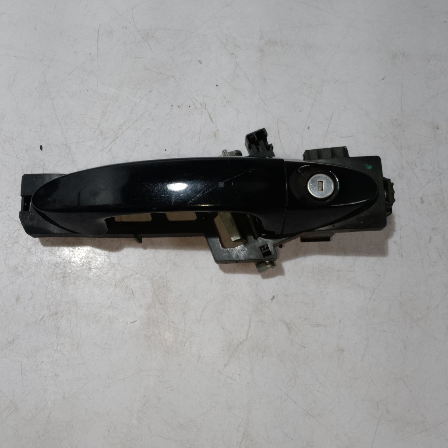 Outer Door Handle | Front Driver Side | Ford Fiesta 1.5