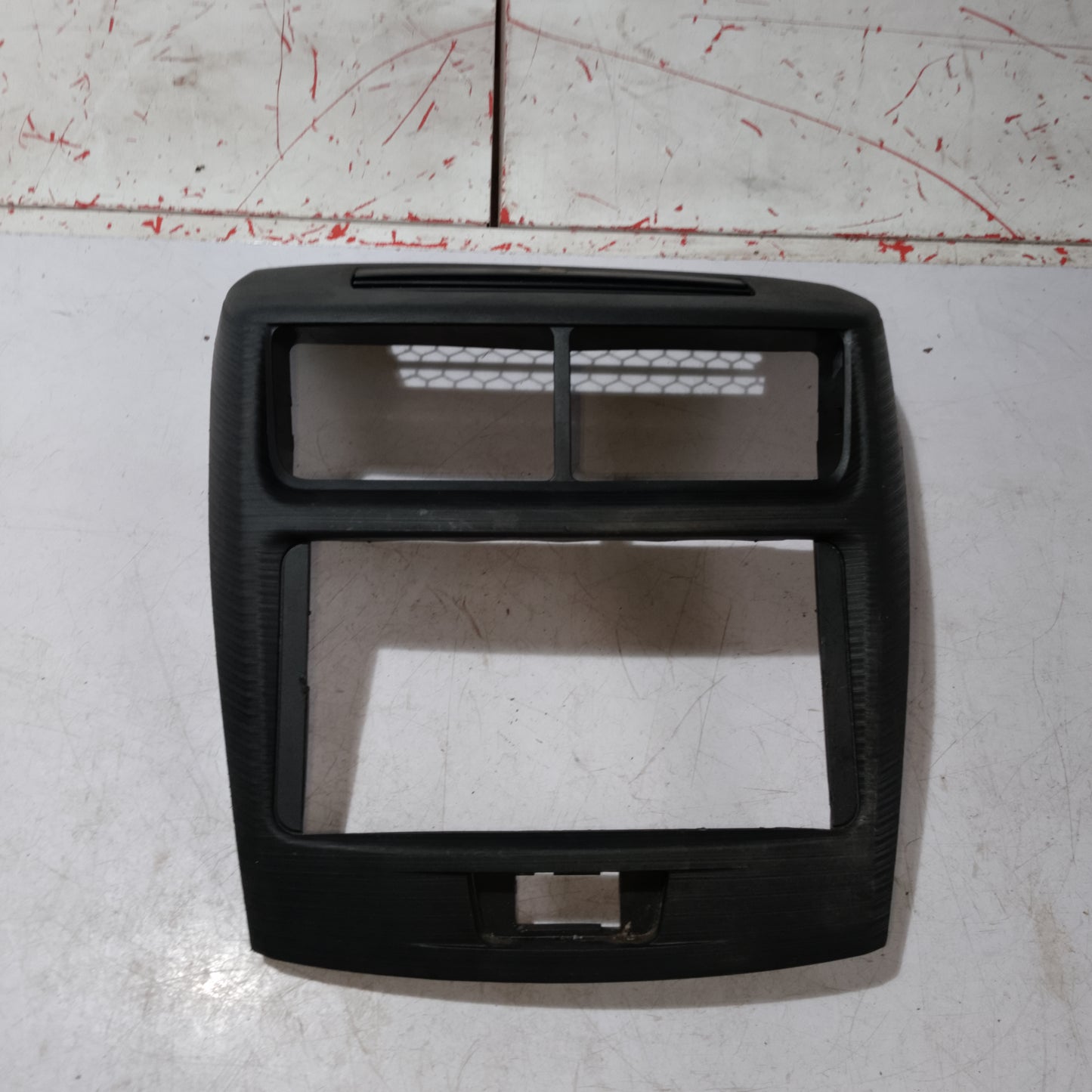 Center Frame | Toyota Avanza