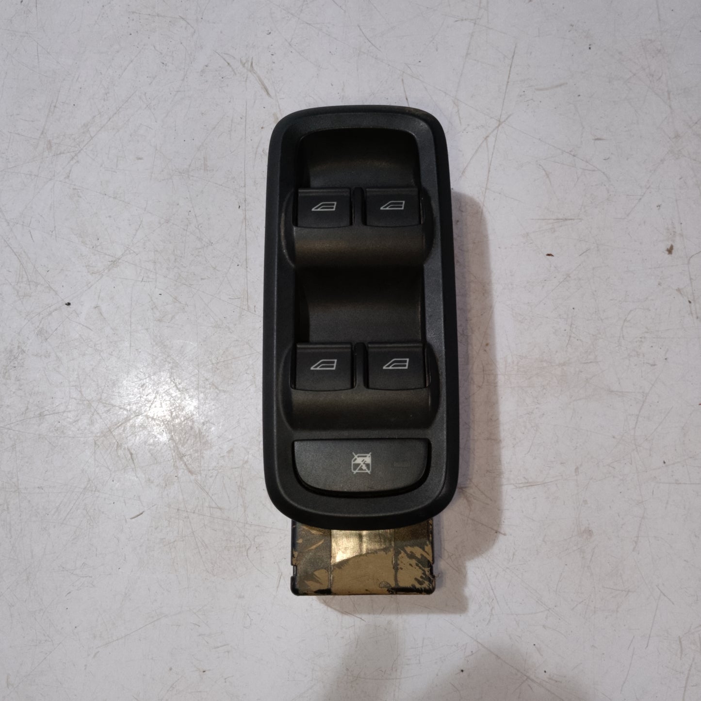 Main Switch | Fiesta