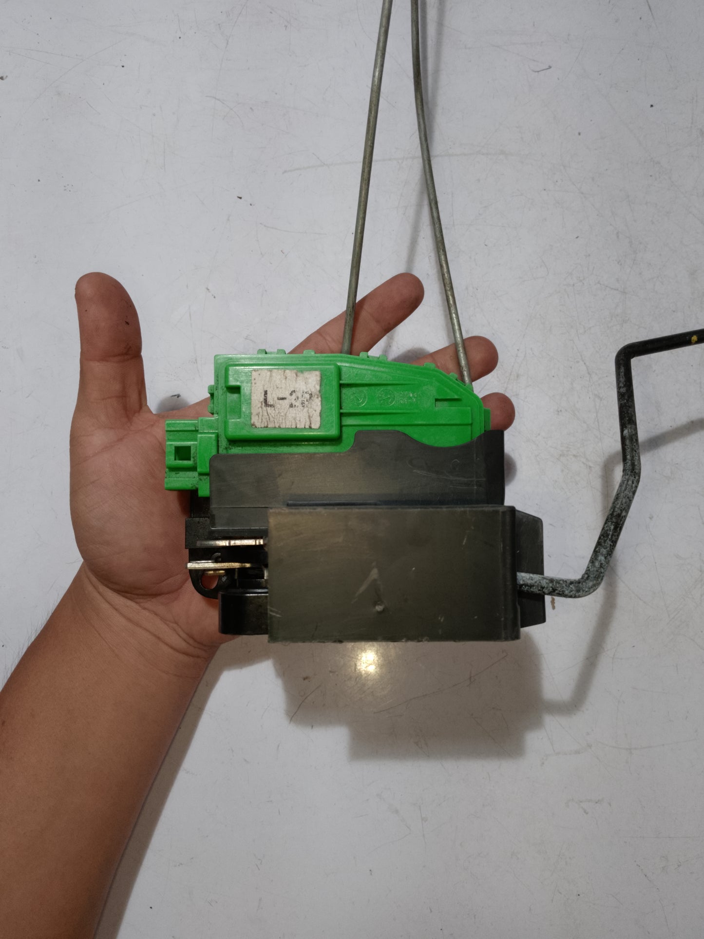 Door Lock Actuator | Front Driver Side | Hyundai Accent 2017