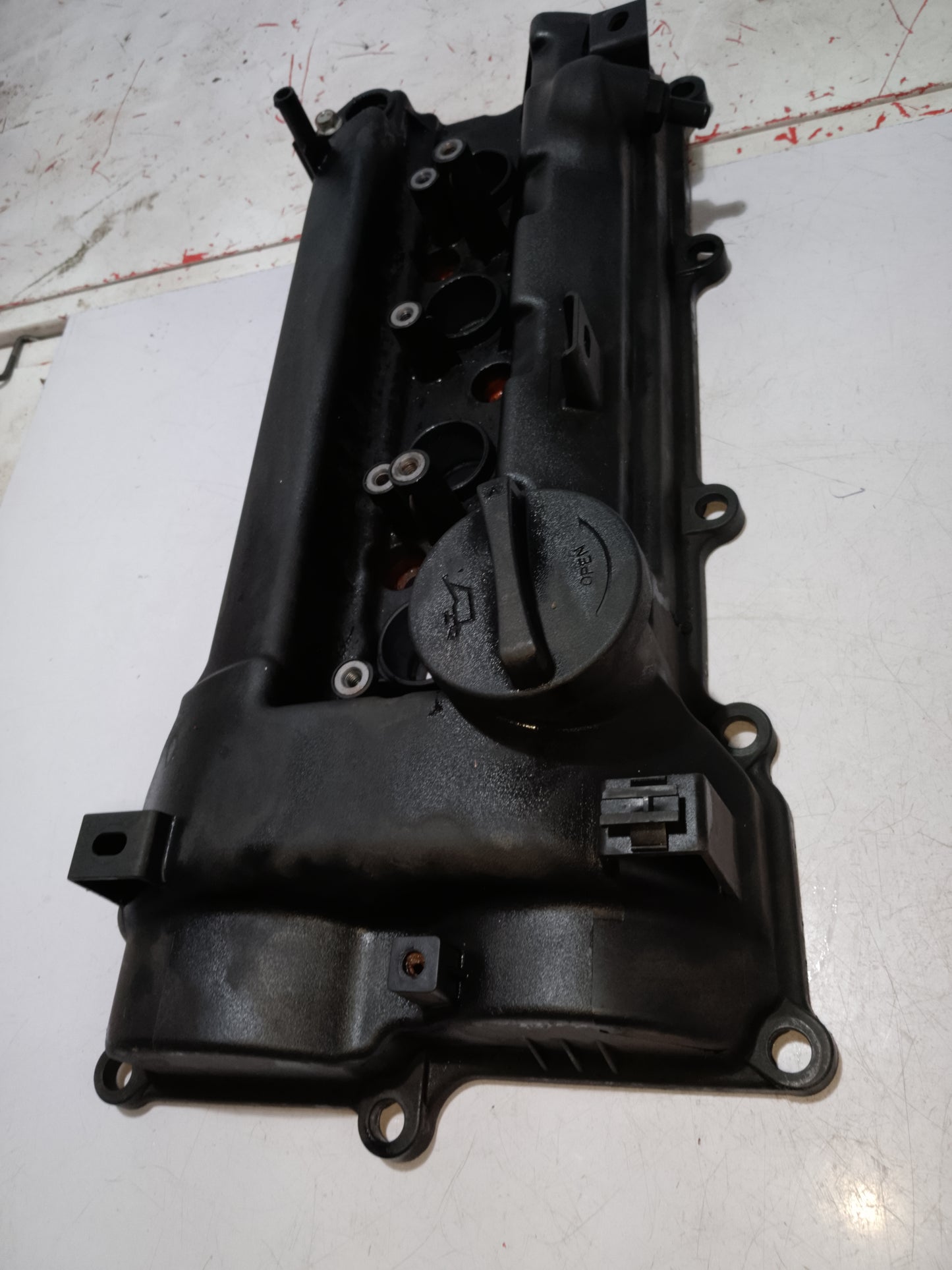 Valve Cover | Hyundai Accent